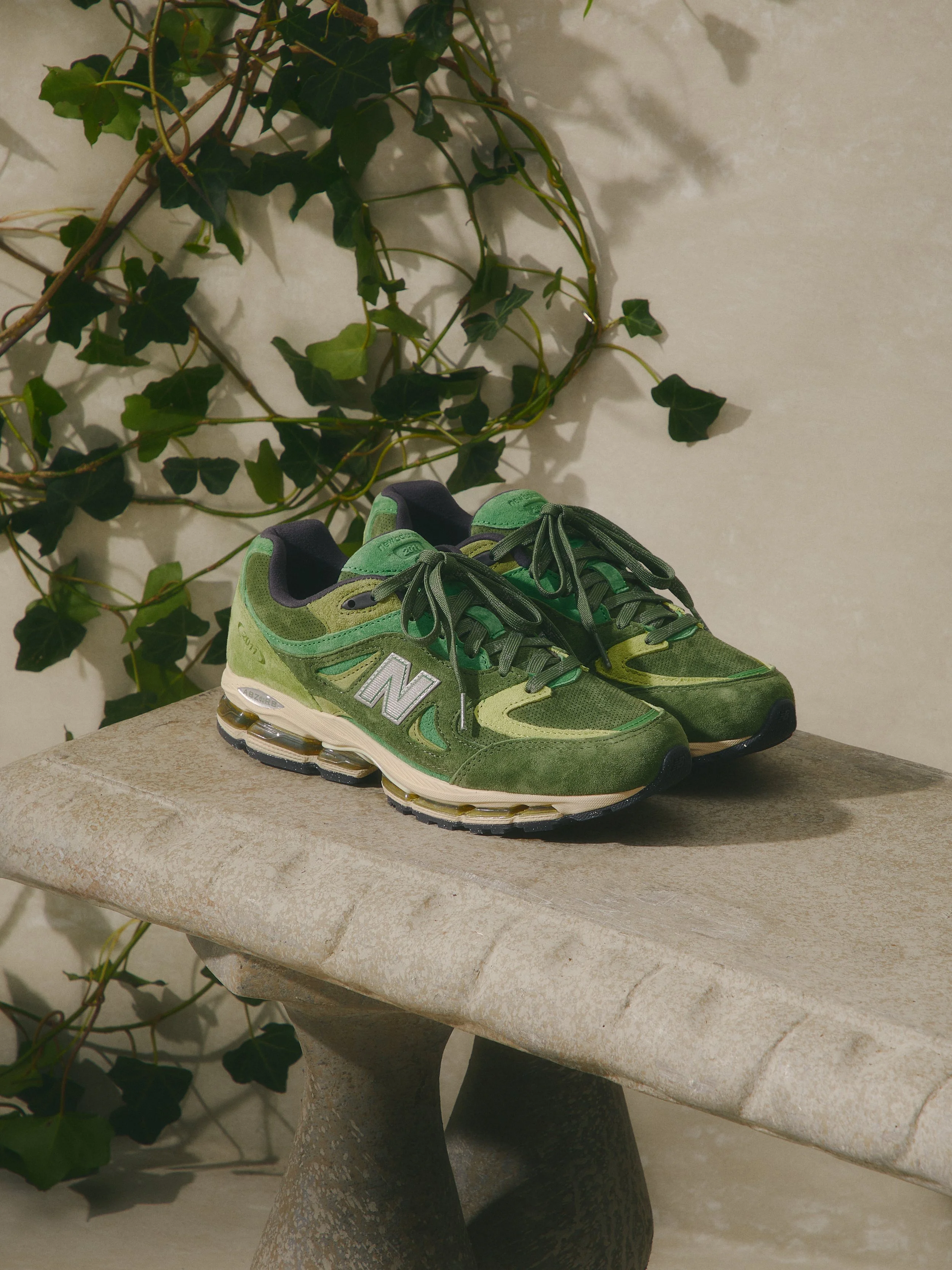 New-Balance-2011-Reshoot4790.jpg
