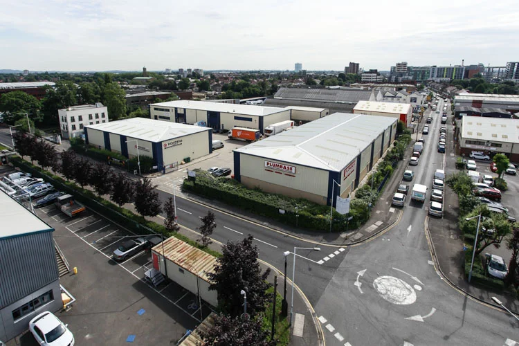 INDUSTRIAL - INVESTMENT - SALE Clayton Business Centre 35,665 sq ft Trade Counter Estate Client: Aberdeen Asset Management Purchaser: Confidential Price: Confidential