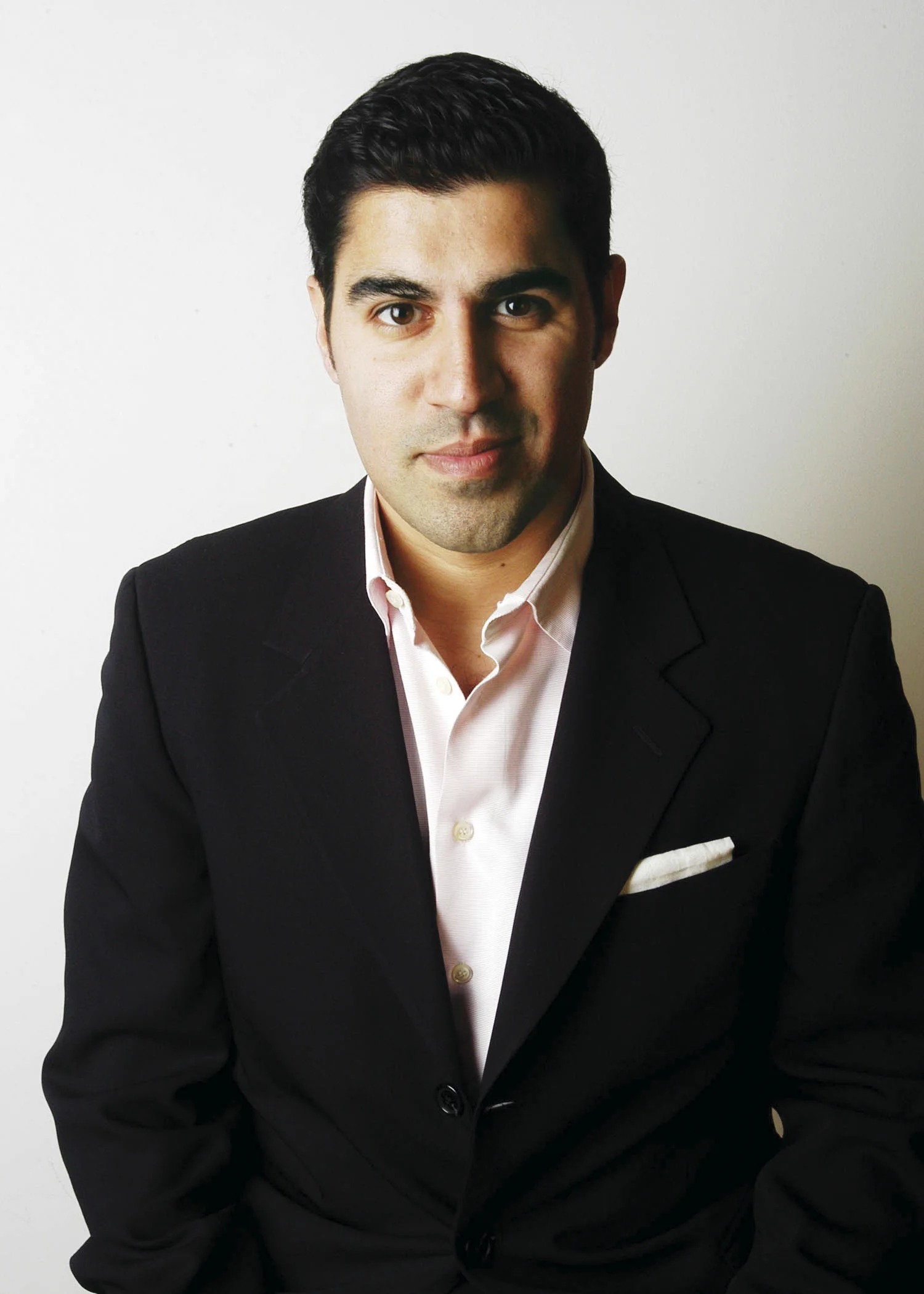 Parag-Khanna-Author-Keynote-Speaker-Nusrat-Durrani .jpg