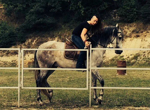 Lisa, Accompagnatore Escursionista, Patente Attacchi (Fitetrec-Ante), Equigarde, Equigarde Plus (HALF & BFH), Istruttore (ACE)