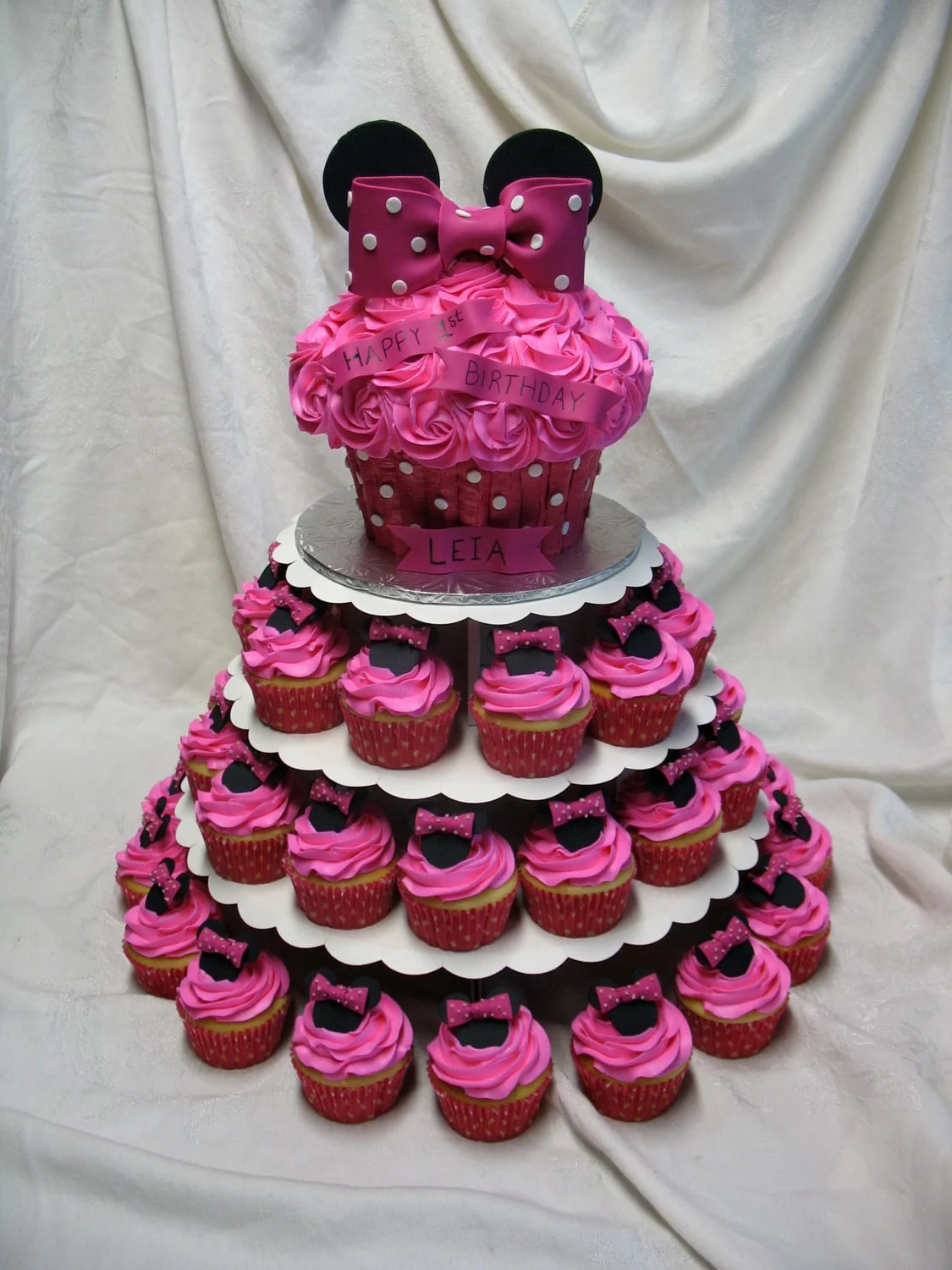 Minnie Mouse Cupcake Tree