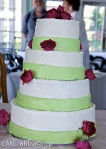 Photo courtesy of cakewrecks.com