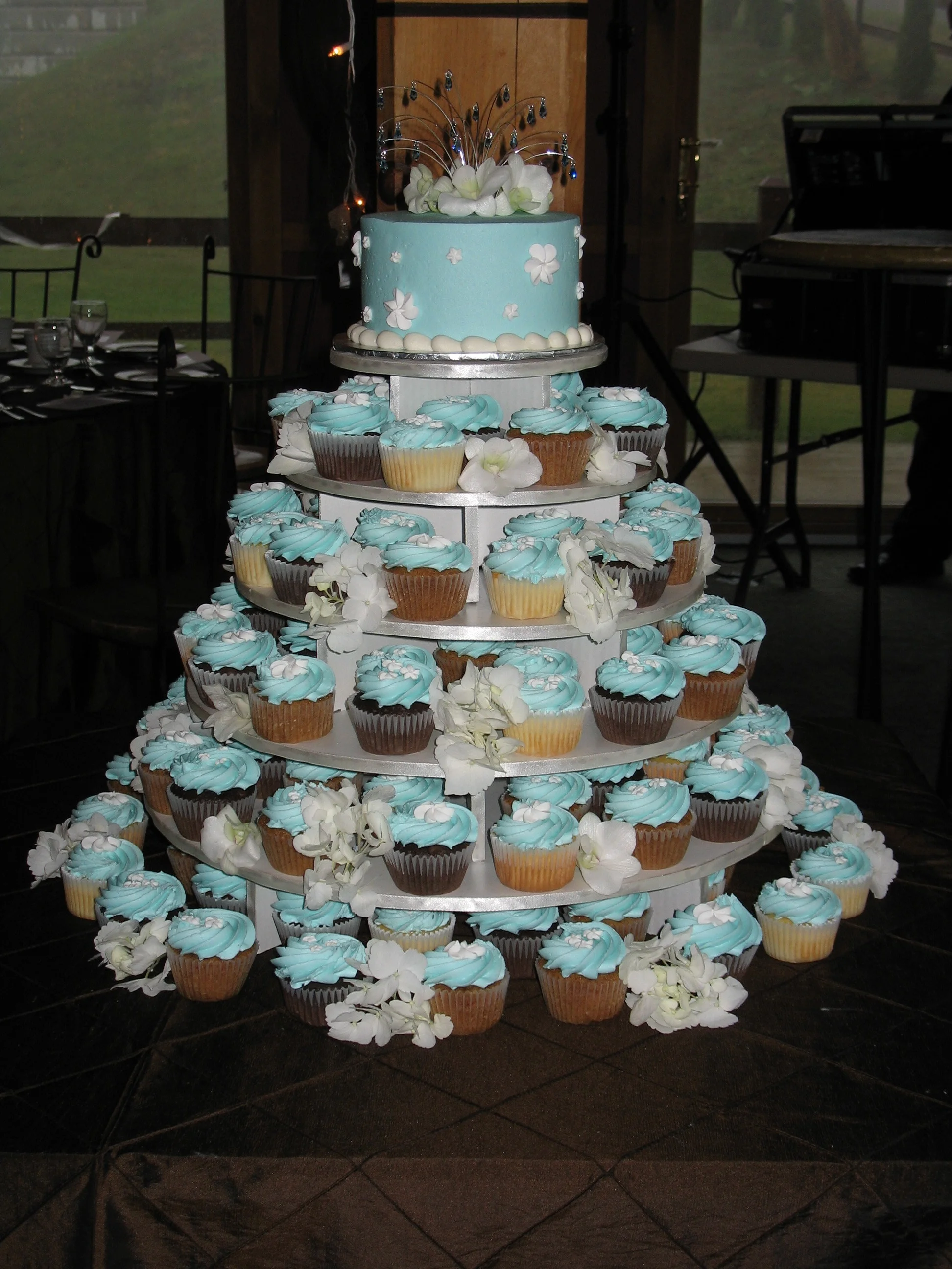 Cupcakes At Tiffany's