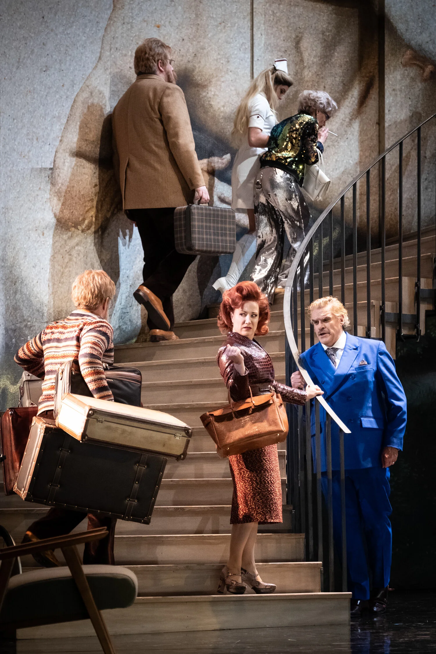  Nominierung für das Kostümbild des Jahres im Jahresbericht 2019 der Opernwelt. 