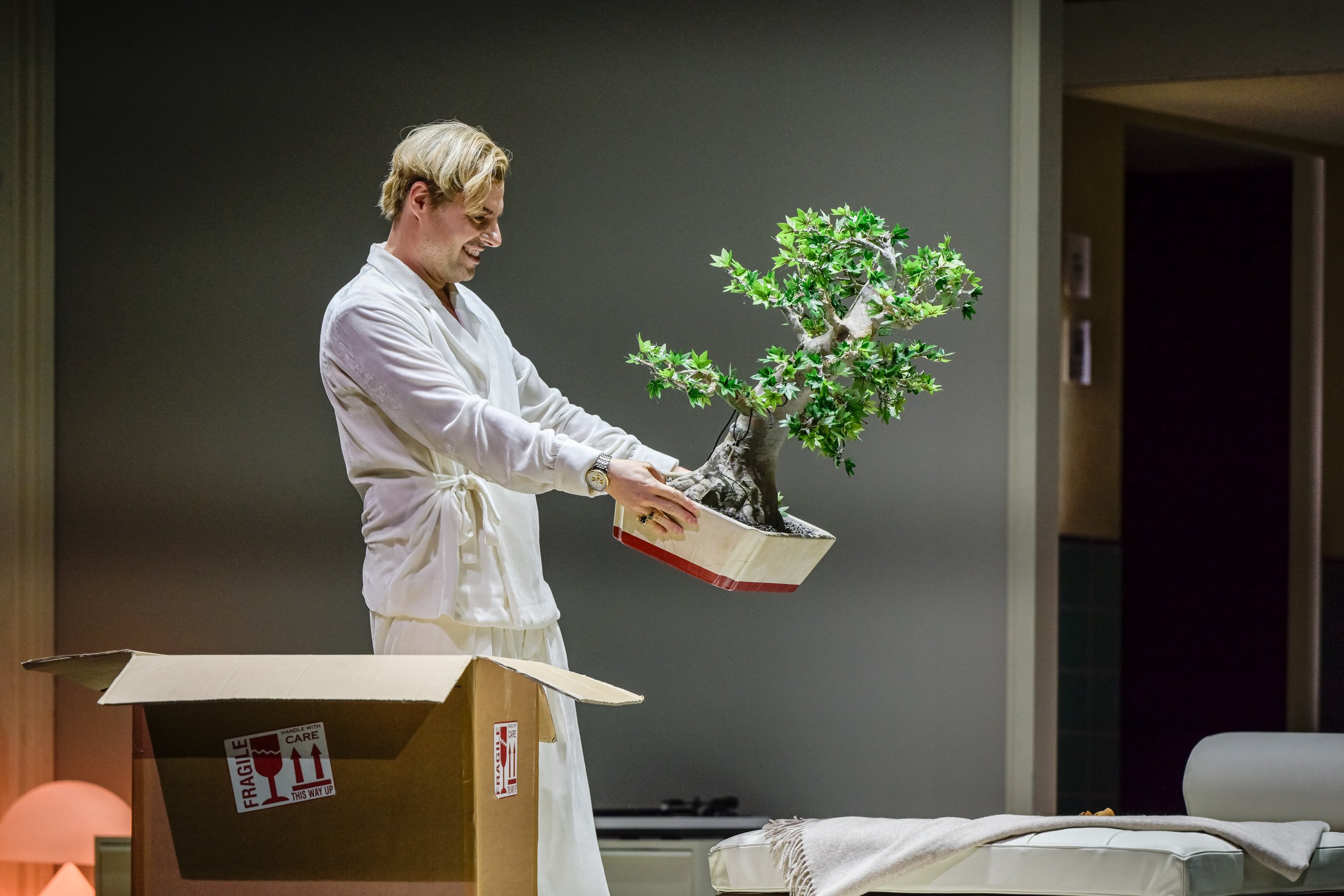   SERSE Opernhaus Zürich / Dir. Nina Russi / Fotos: OPERNHAUS ZÜRICH - Toni Sutner 