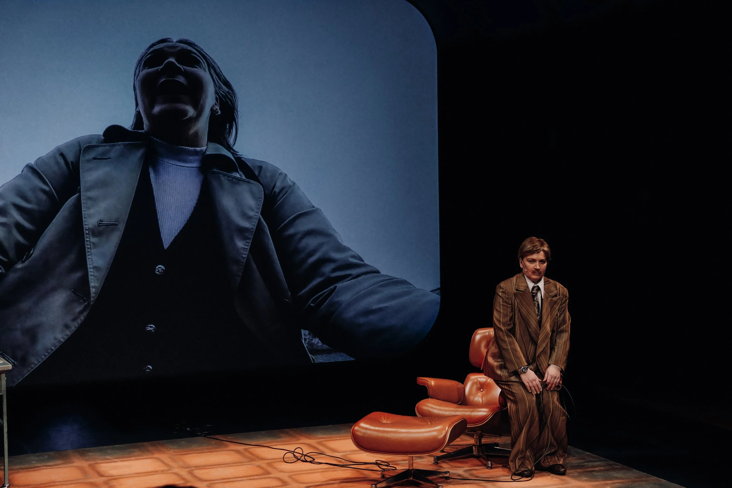  DIE ENTFÜHRUNG DER AMYGDALA Vereinigte Bühnen Bozen / Dir. Nele Lindemann / Fotos: Theo Kortschak 