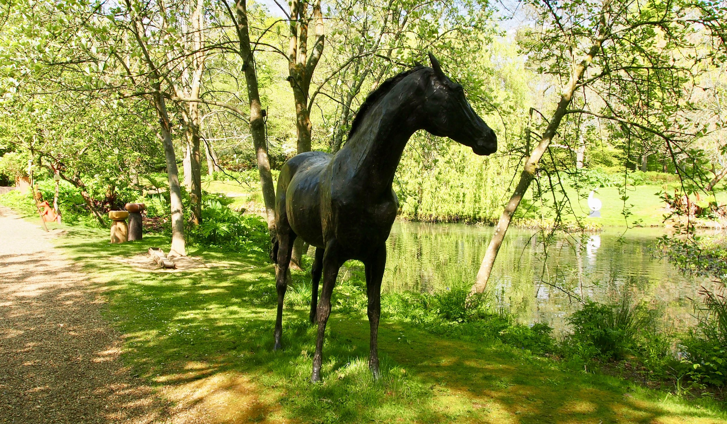 'Standing Mare' Stuart Anderson