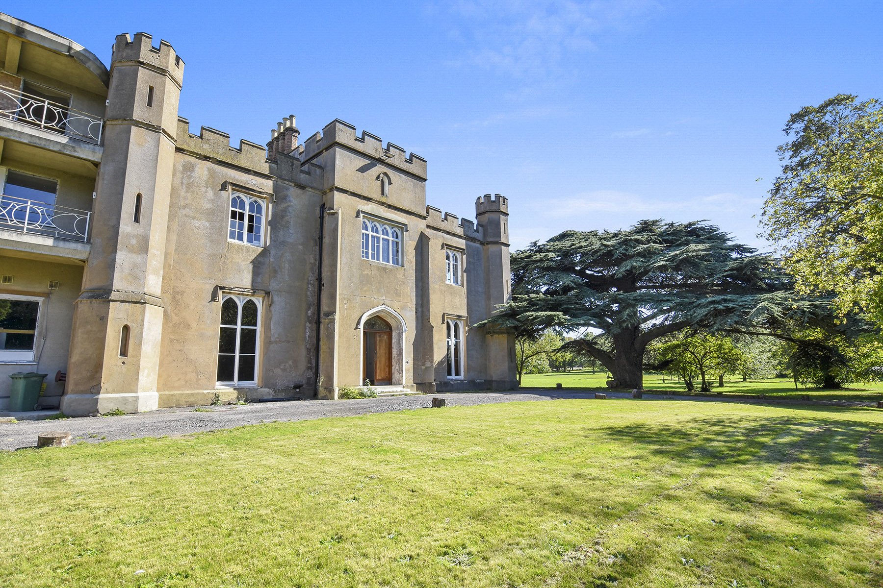 RHJAMESELLWOOD - Twyford Abbey, NW10 - exterior 12.jpg