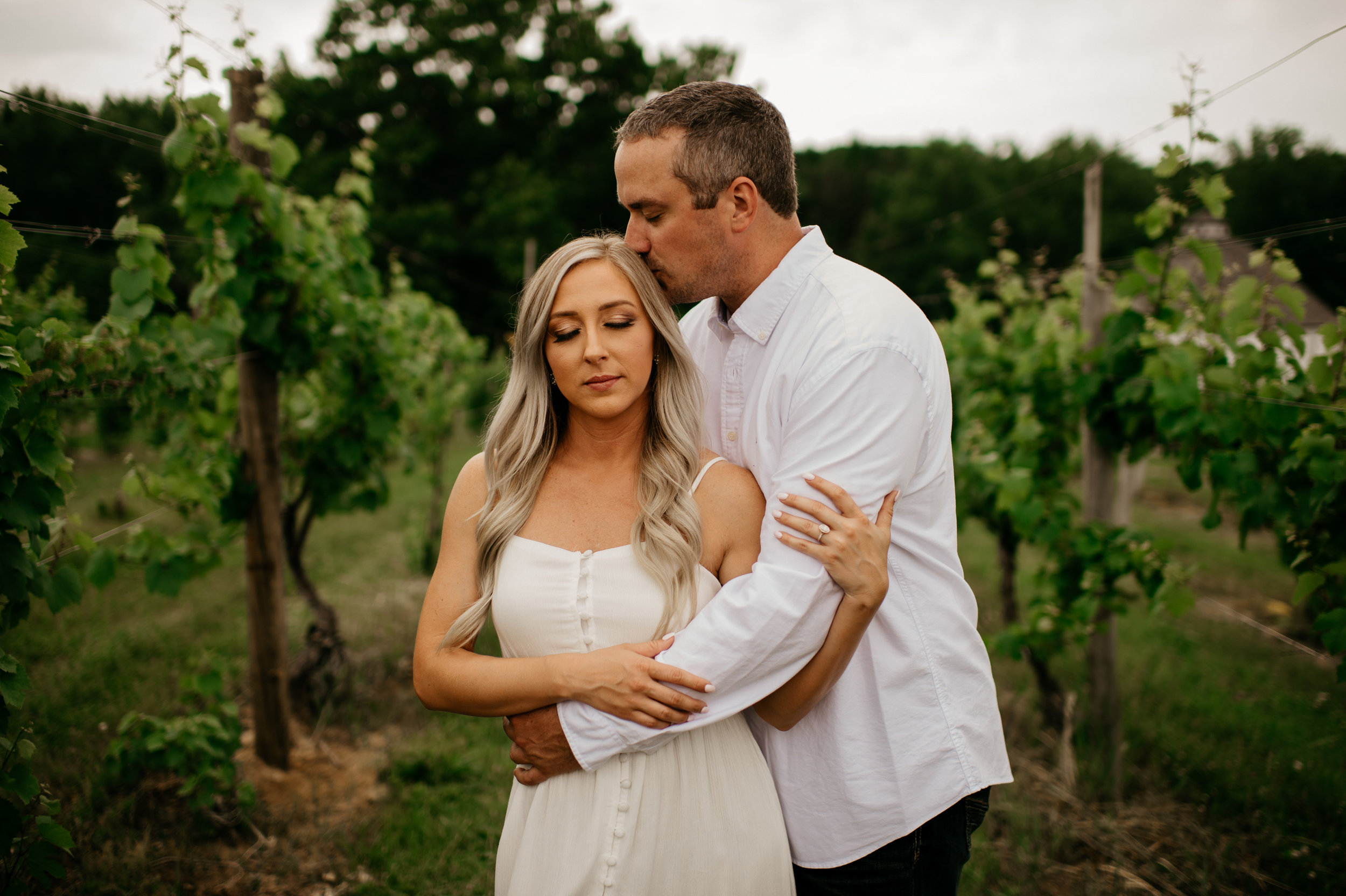 Round Barn Winery Engagement Session