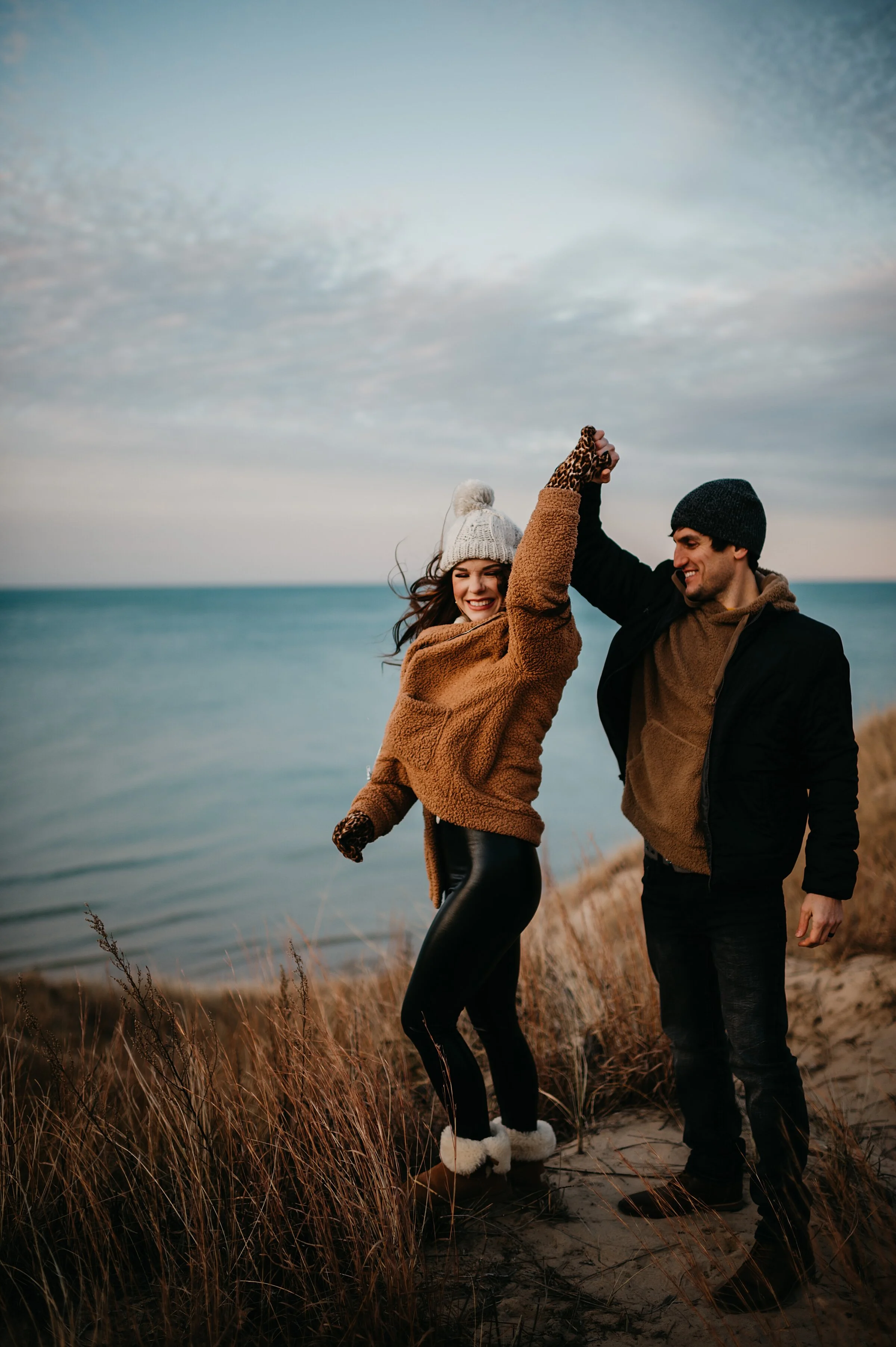 Lake Michigan Winter Session | Michigan Wedding Photographers