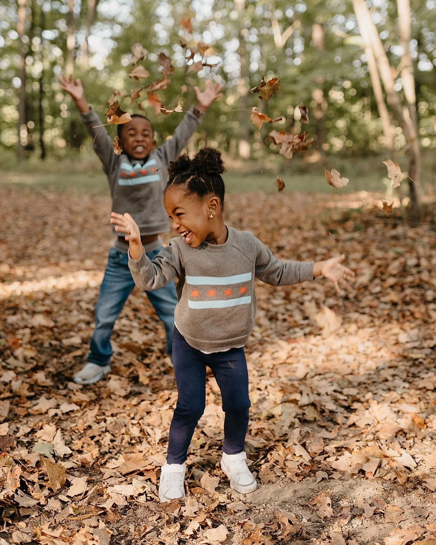 Sweet joy. And fall happiness. 🍂😊 Always a wonderful gift to see families year after year. 💛