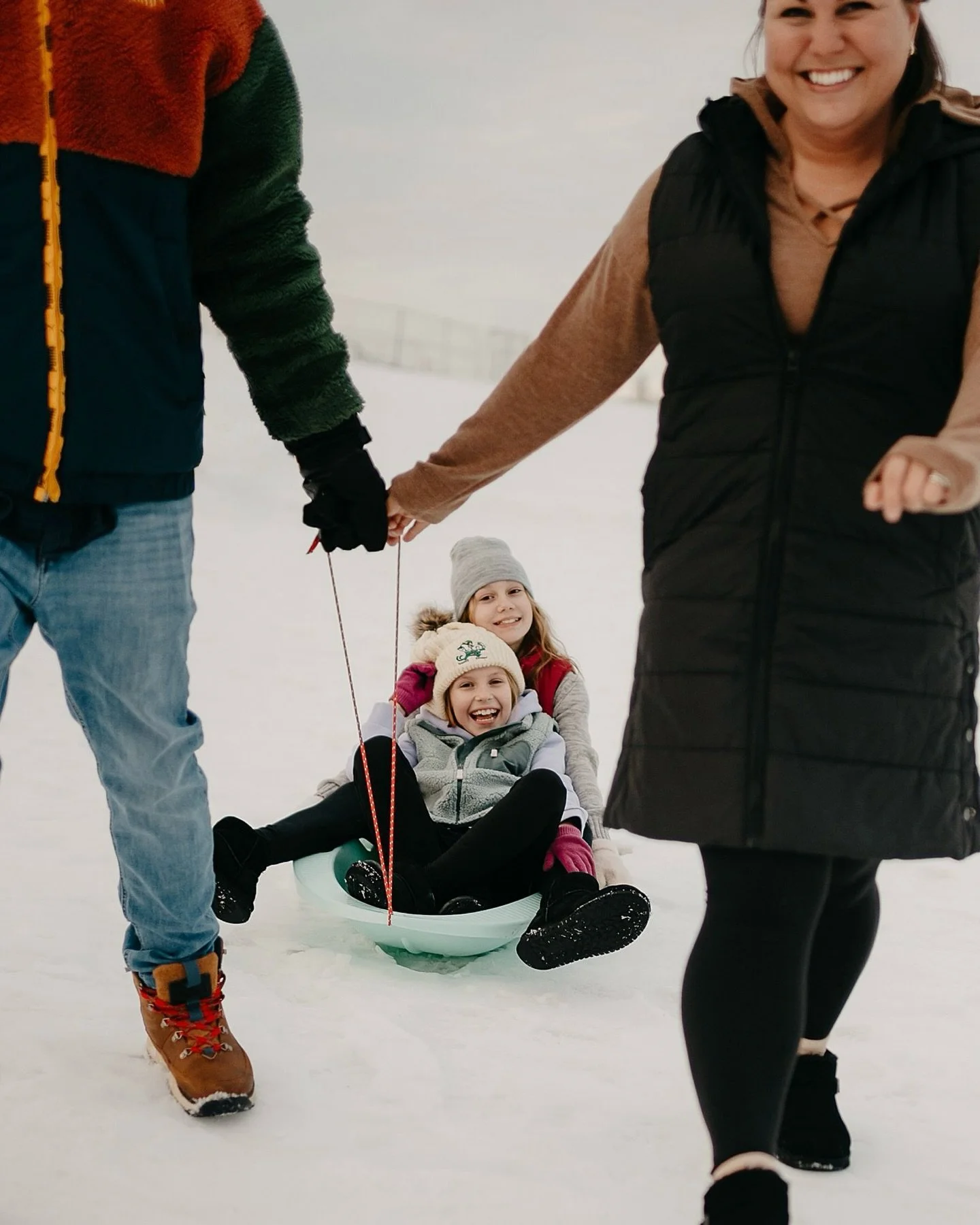 Walkin&rsquo; on sunshine &hellip; and snow. ❄️ Had a blast with this crew last week - before our 60 degree temperatures! Which I&rsquo;m definitely not mad about. 😊 This hill was pure ice too, but what a thrill! And what troopers. Even after a spil