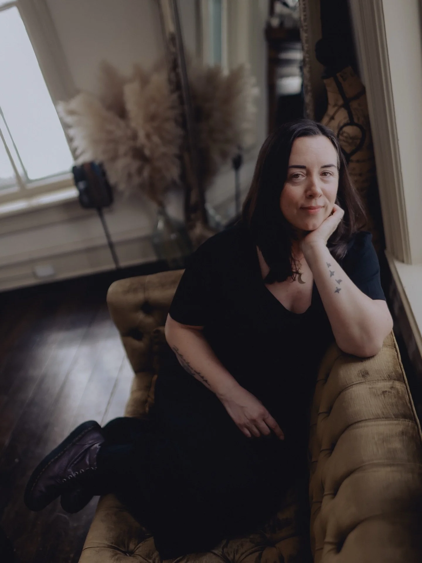 Hi. 👋 It&rsquo;s my yearly, &ldquo;Hey! I&rsquo;m Emily, the person behind the camera&rdquo; post &amp; can I tell you something? I don&rsquo;t know what to say. I am lost for words most days, but the truth is, I hold melancholy &amp; rage, joy &amp