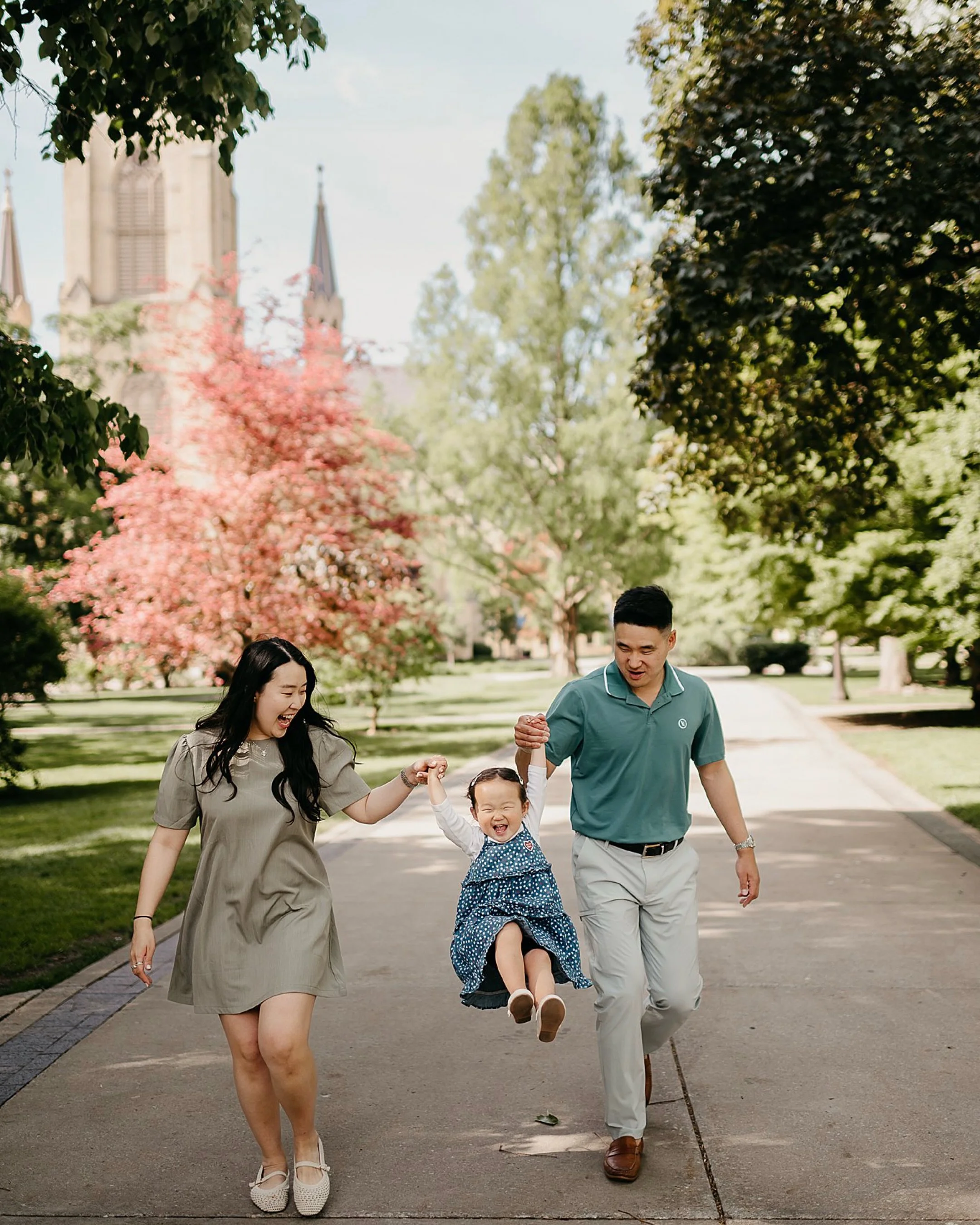 They met here and wanted to return, to introduce their daughter to the place where they found one another. 🥹 Such a special, beautiful lil&rsquo; family, full of so much love. 💛