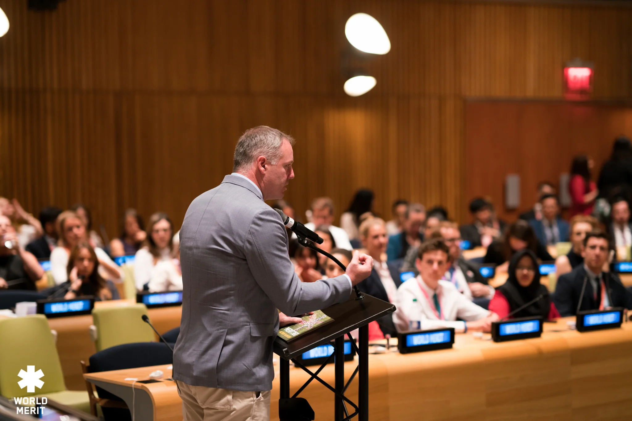 9-9 UN-85.jpg