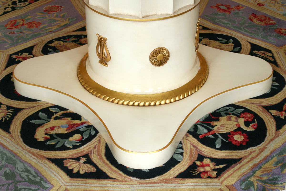 Oil gilded decorative ornaments