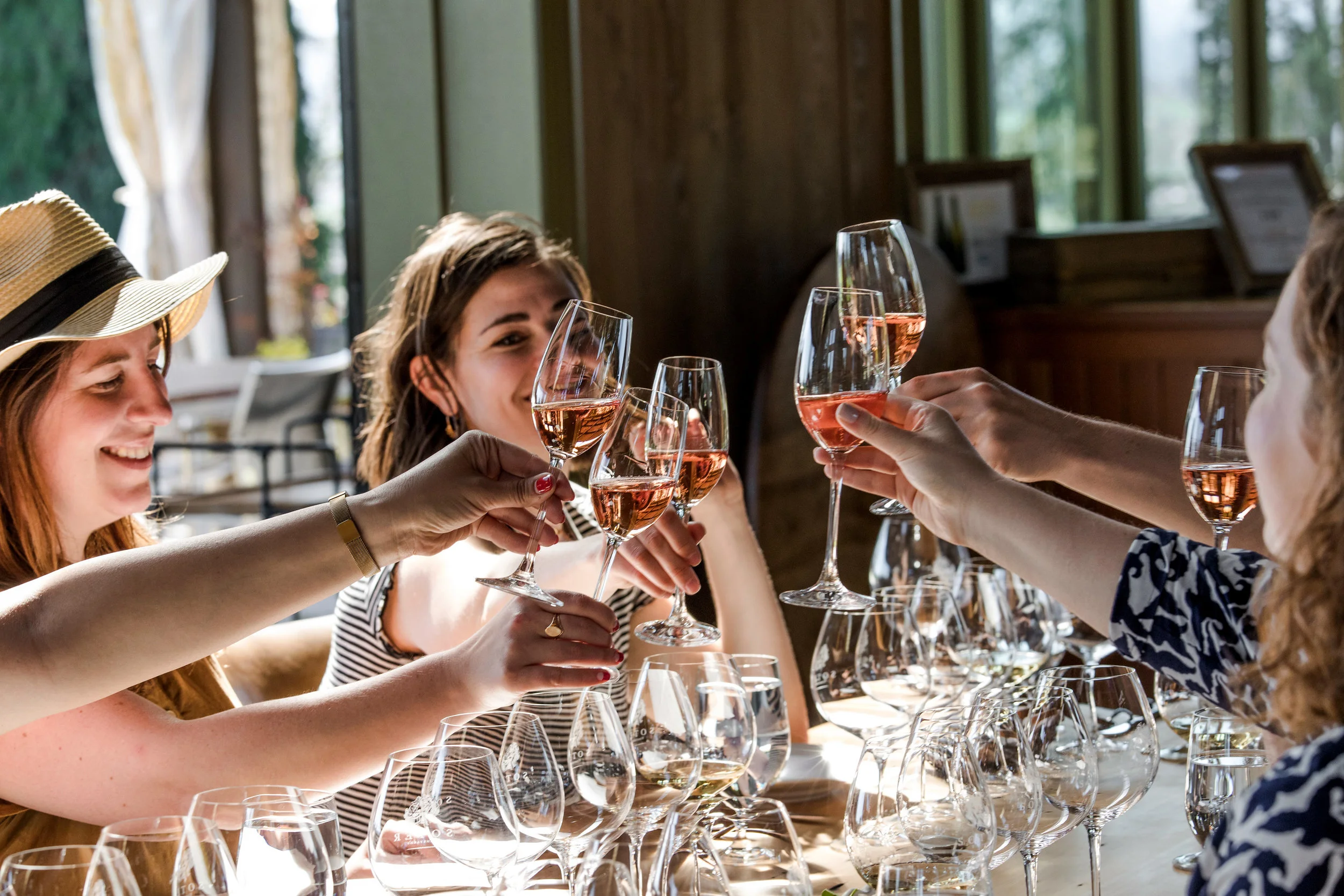 10 Michelle-McSwain-Photography-Wine-Tasting-Soter-Vineyard-Cheers.jpeg