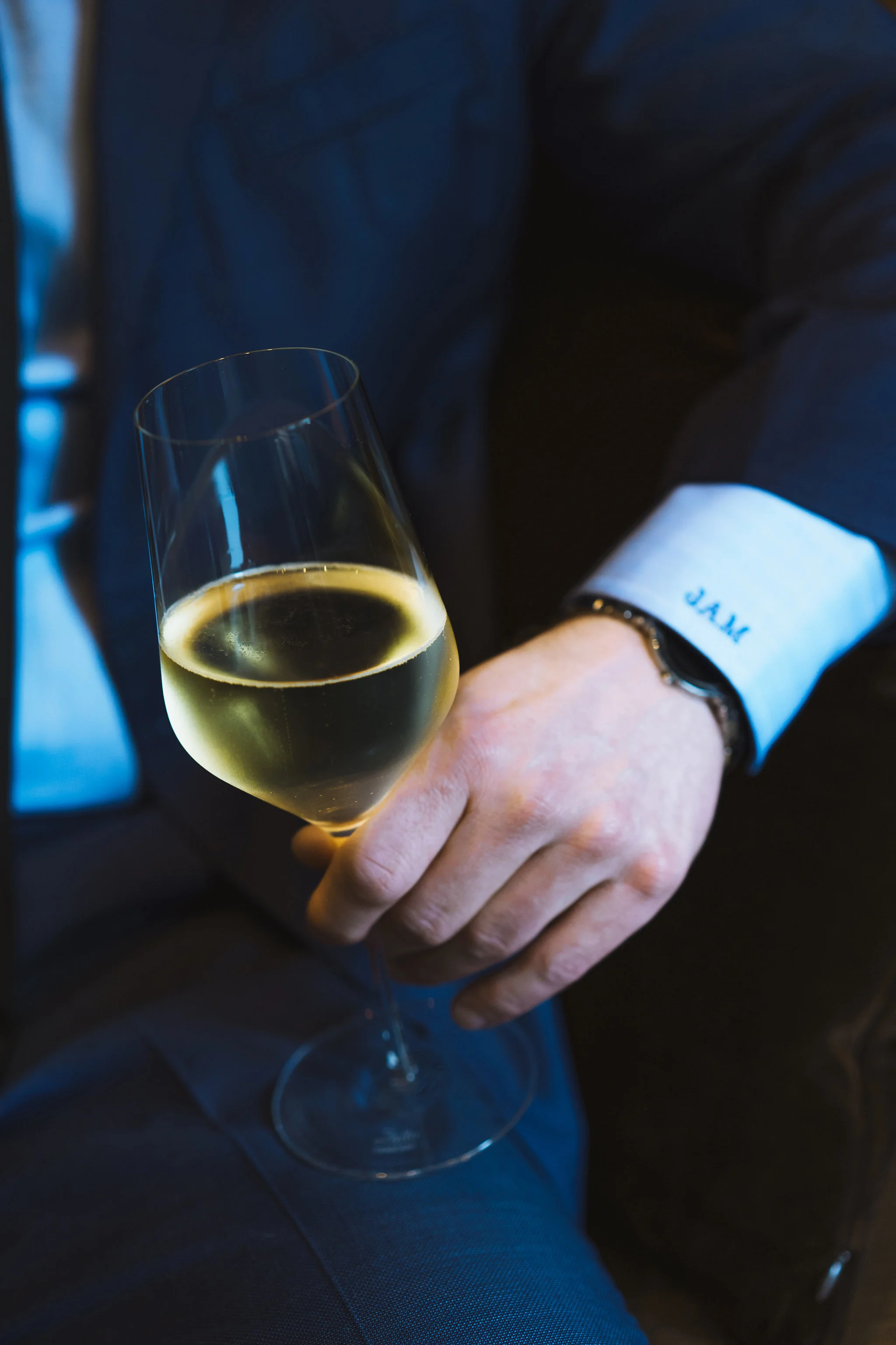 34 Michelle-McSwain-Photography-White-Wine-Working-Man.jpeg