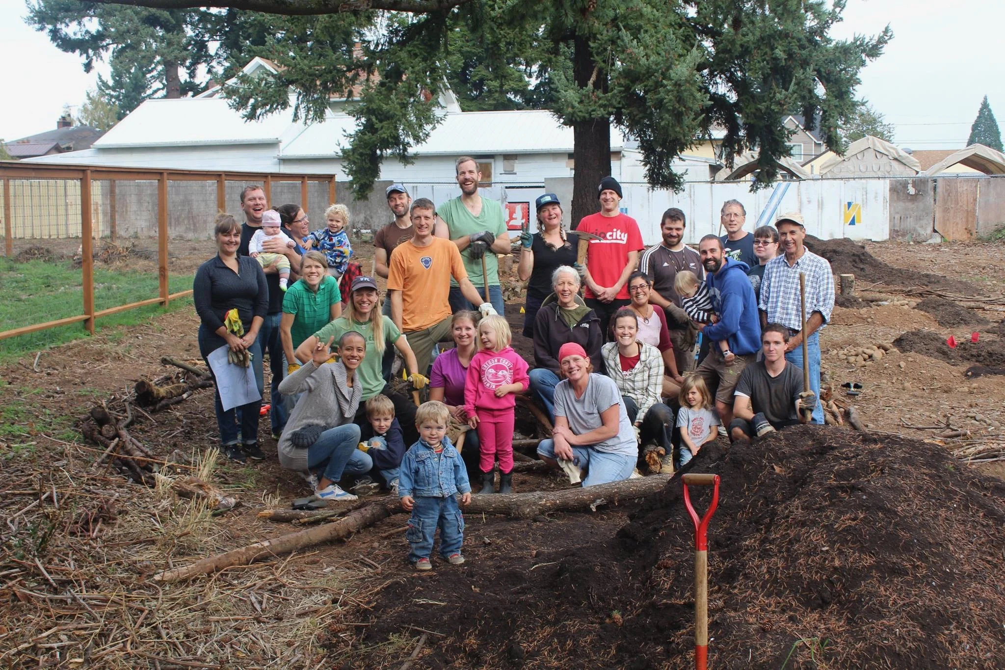 Work party group photo.jpg
