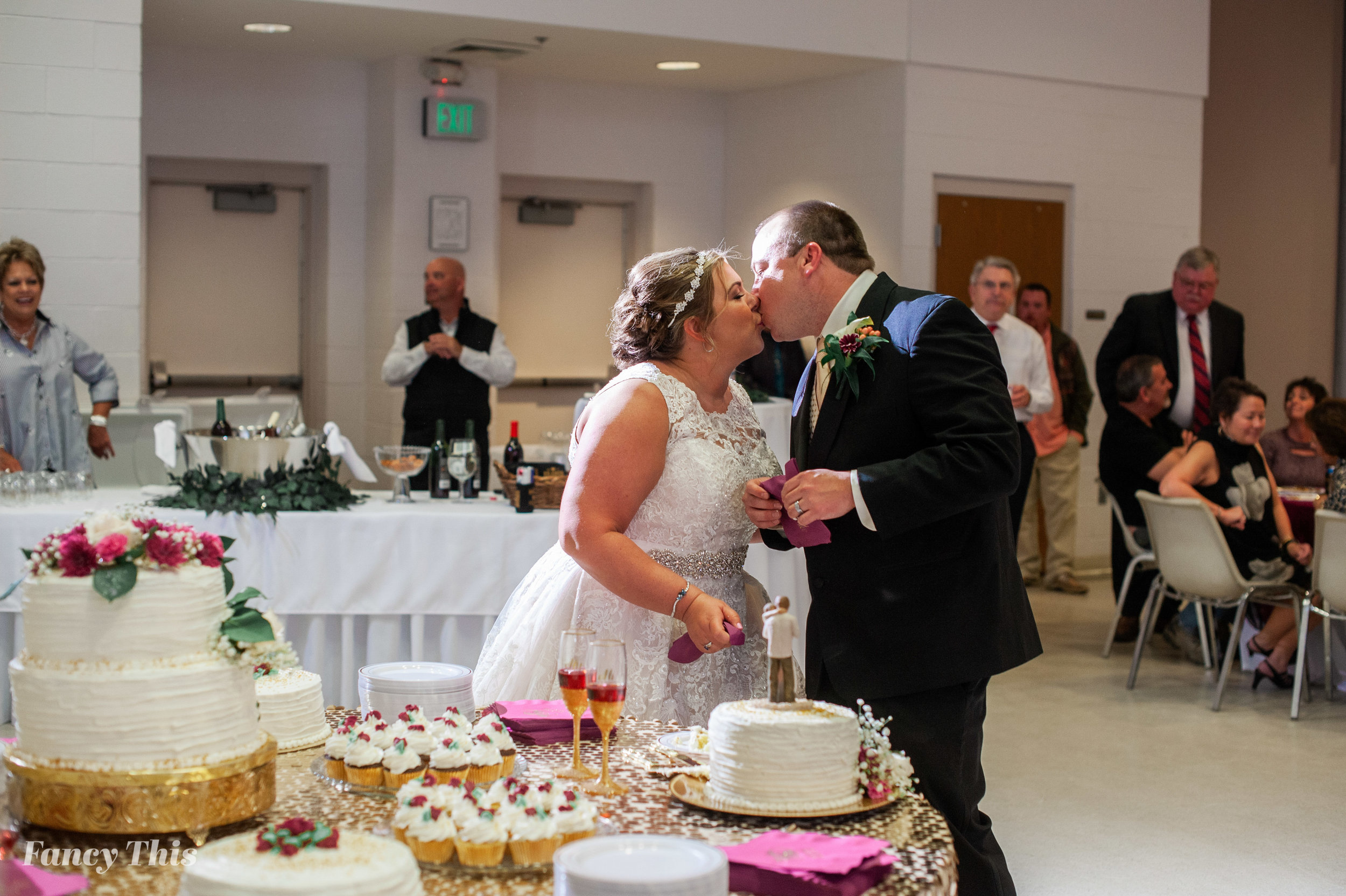 easternncweddingphotographer_williamstonwedding_bobmartinagriculturewedding-626.jpg