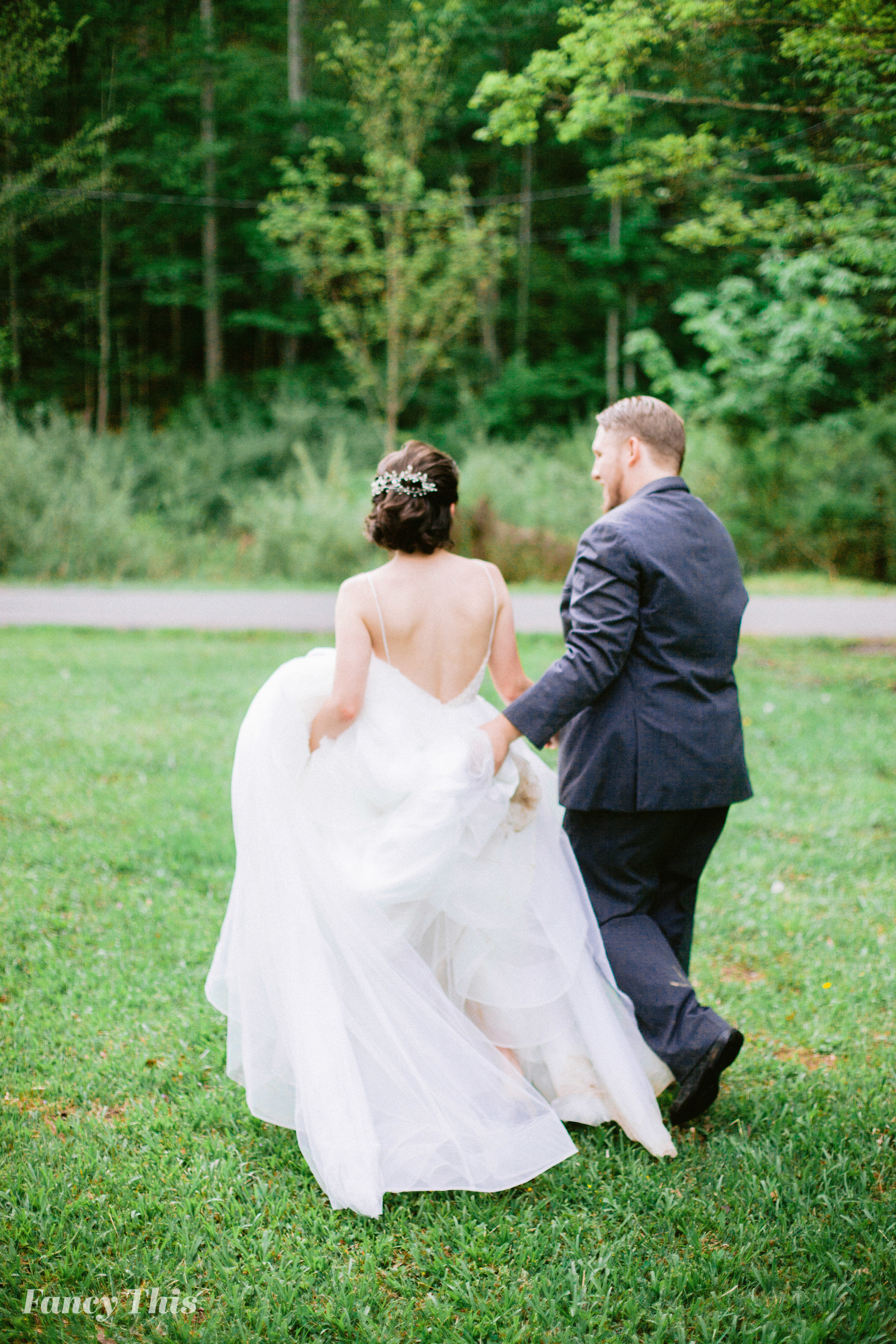 princetonwestvirginiaweddingphotographer_destinationweddingphotographerinnorthcarolina-530.jpg