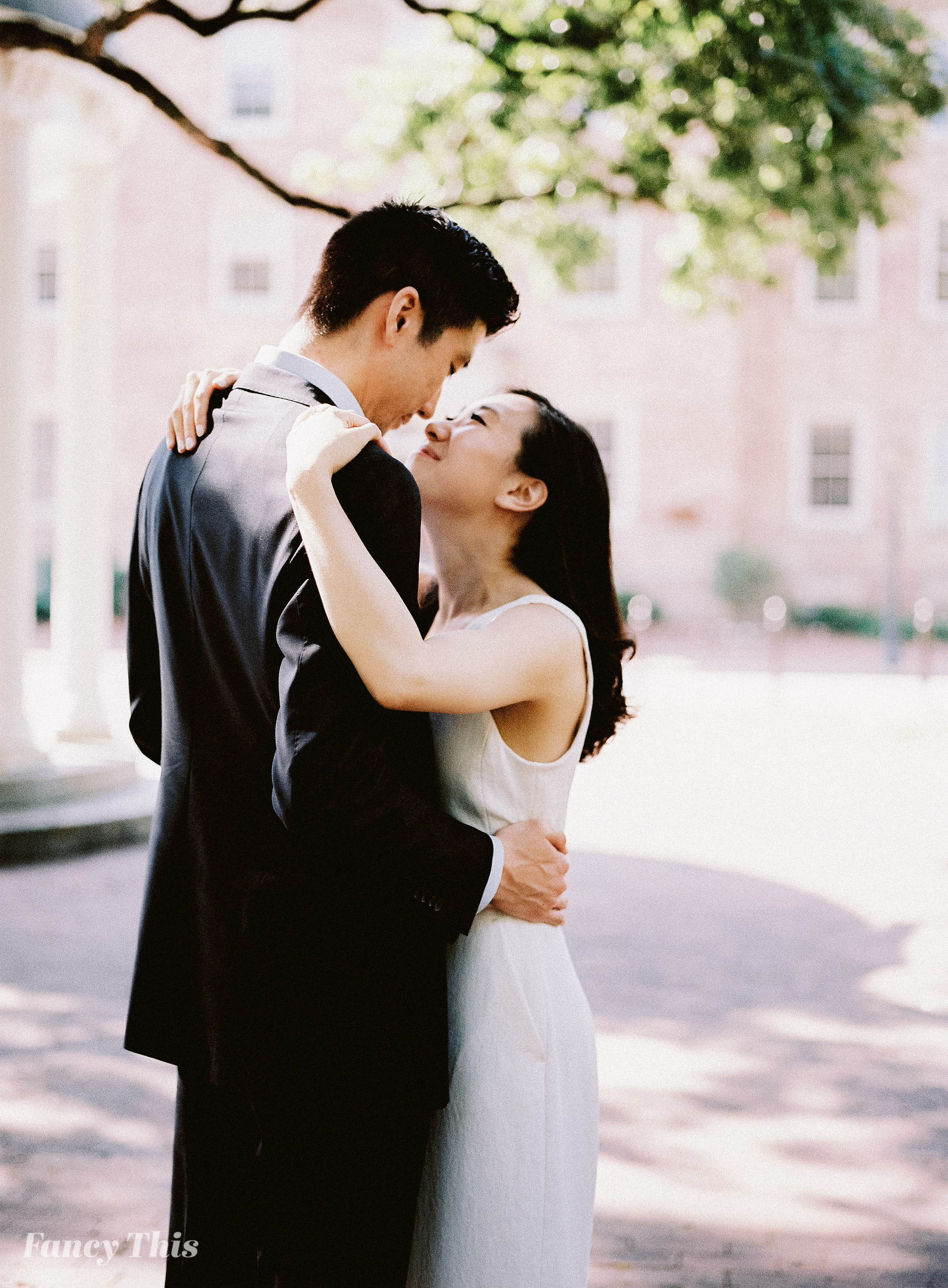 uncchapelhillengagementphotos_filmphotography-4.jpg