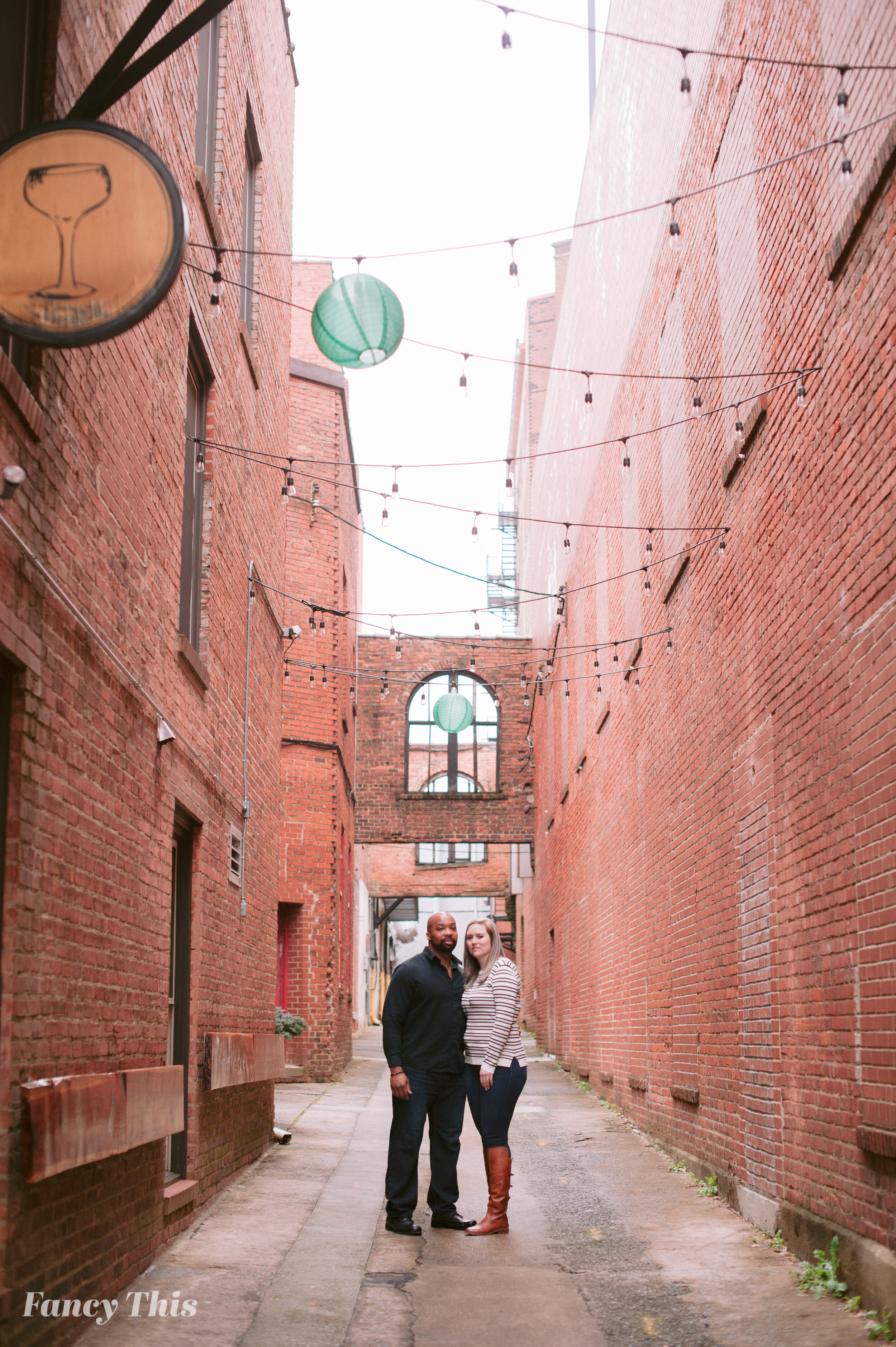 lizandcori_americantobaccocampusengagementsession_durhamengagementphotography-51.jpg