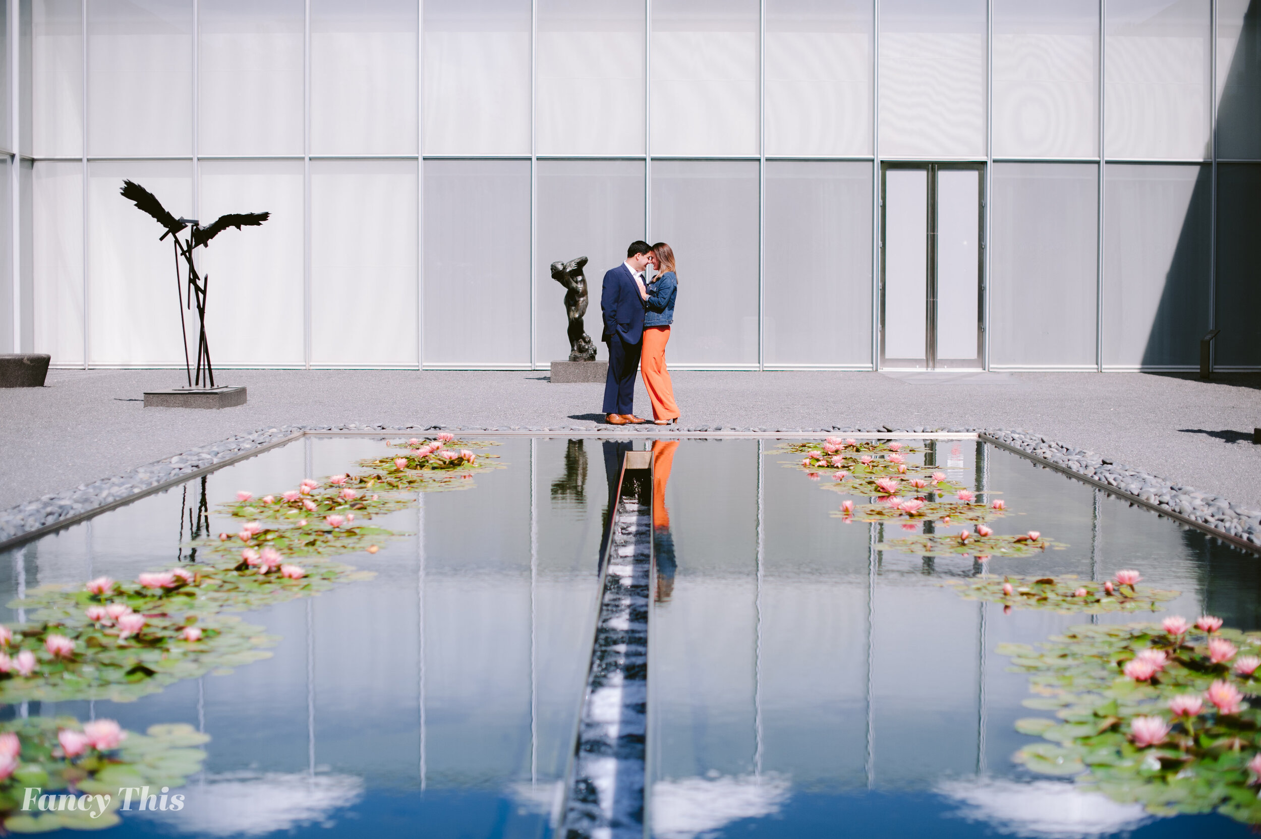 raleighengagementphotos_ncma_ncmaengagementphotos_raleighweddingphotographer-3.jpg