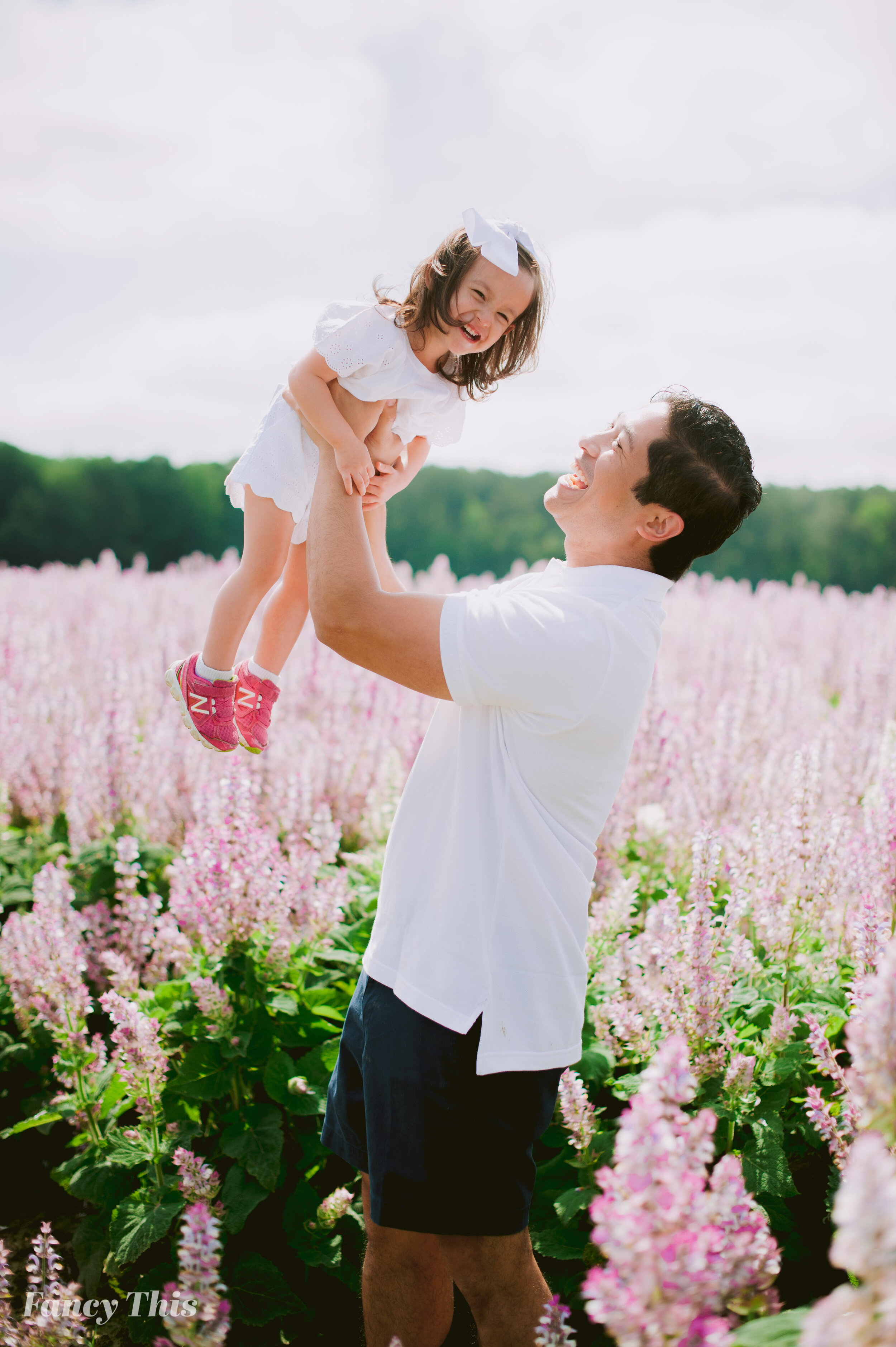 greenvillefamilyphotographer_outerbanksfamilyphotographer_sagefarmfamilysession_raleighfamilyphotographer-92.jpg