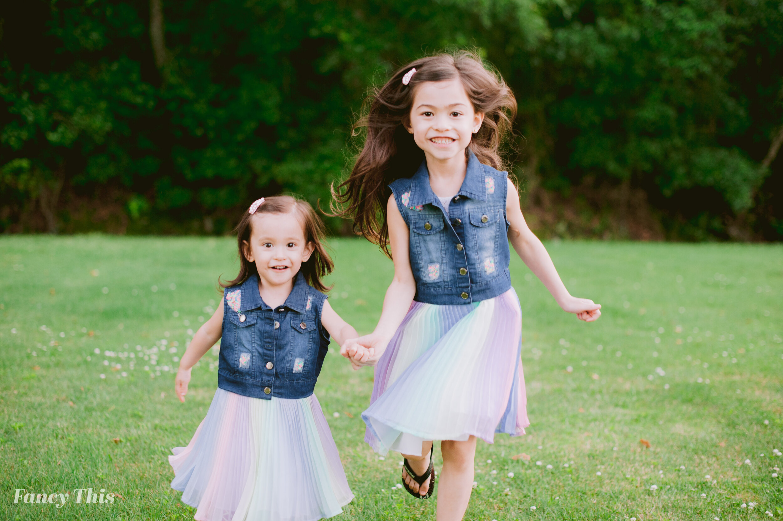 raleighfamilyphotographer_greenvillencfamilyphotographer_southernfamilysession_sagefarmfamilyphotos-15.jpg