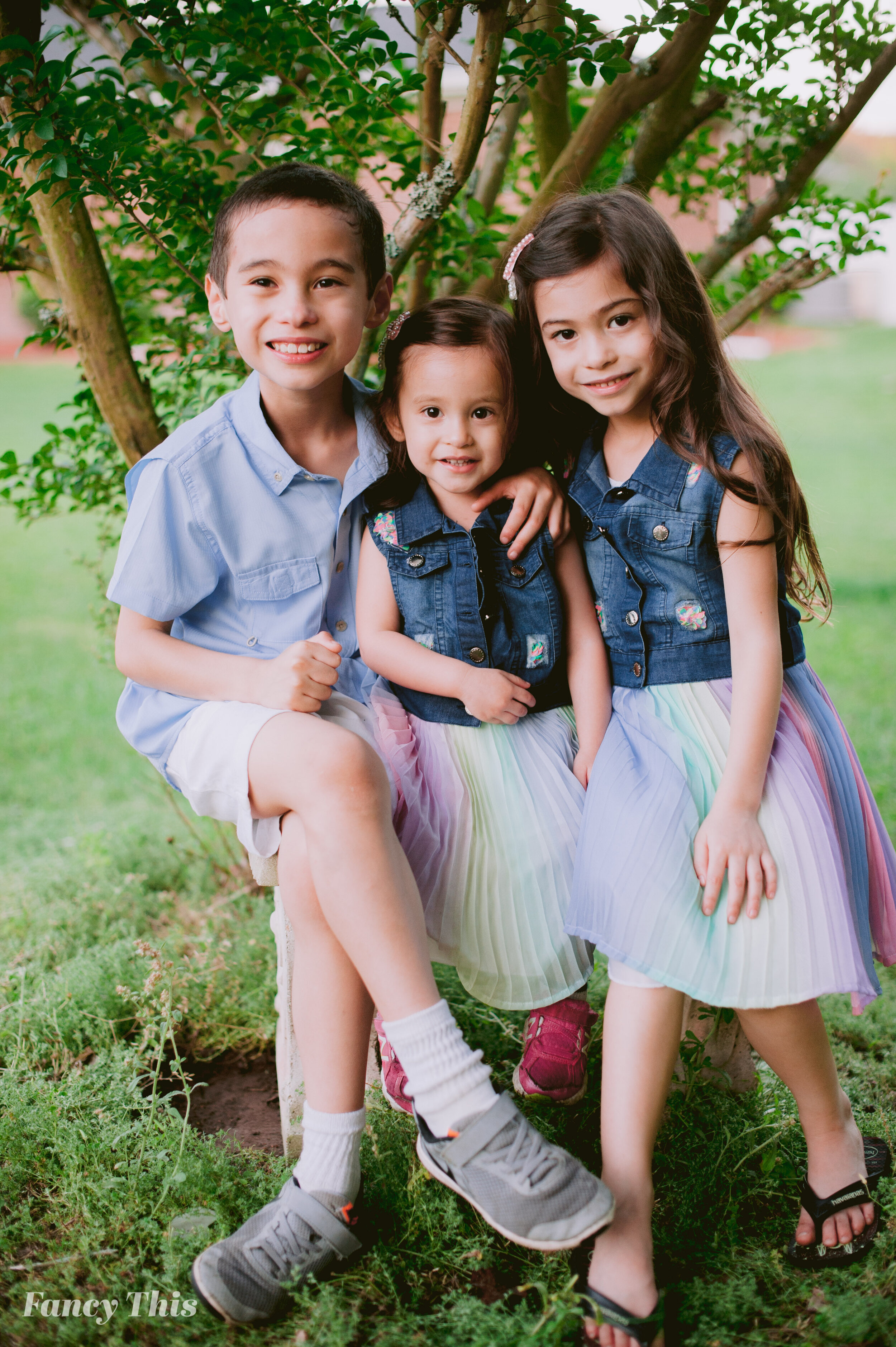 raleighfamilyphotographer_greenvillencfamilyphotographer_southernfamilysession_sagefarmfamilyphotos-52.jpg