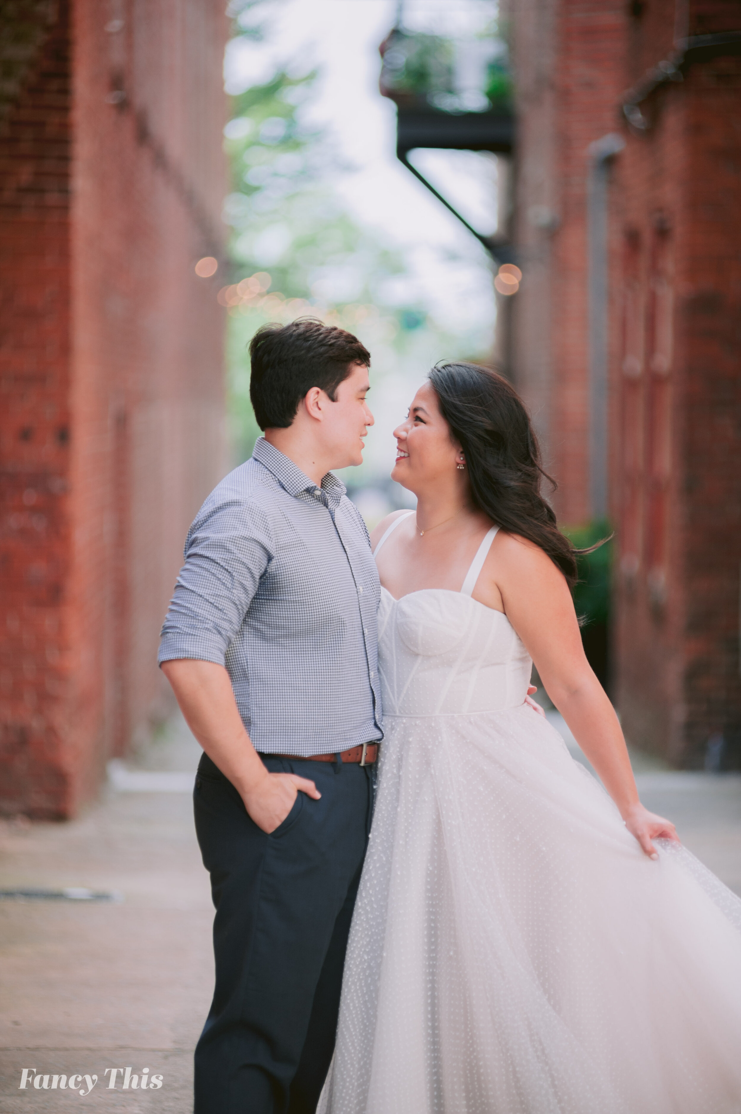 downtowndurhamengagementphotos_durhamweddingphotography_fancythisphotography-16.jpg