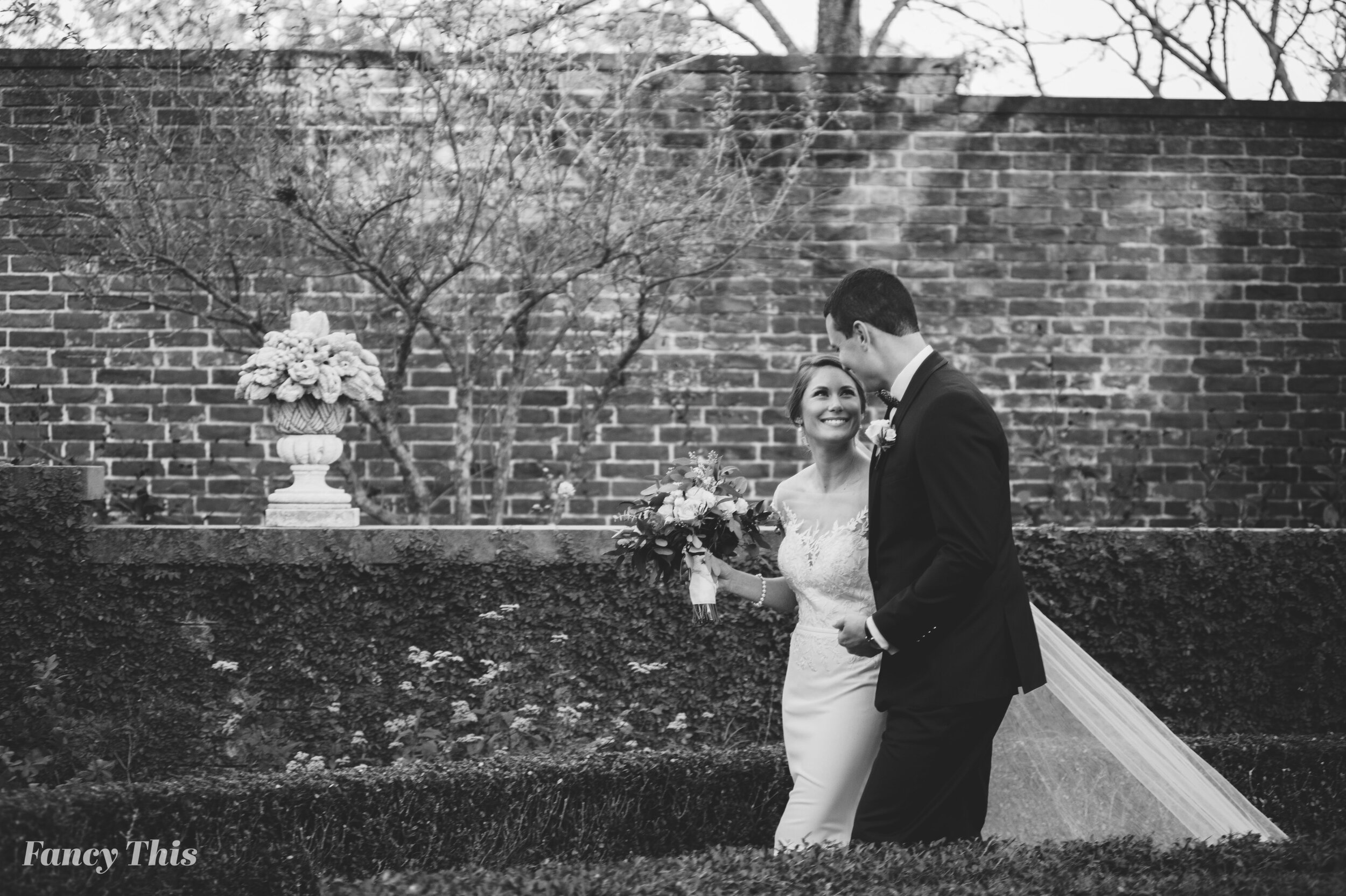 tryonpalacewedding_tryonpalaceweddingphotography_newbernweddingphotographer_persimmonsrestaurantwedding-626.JPG