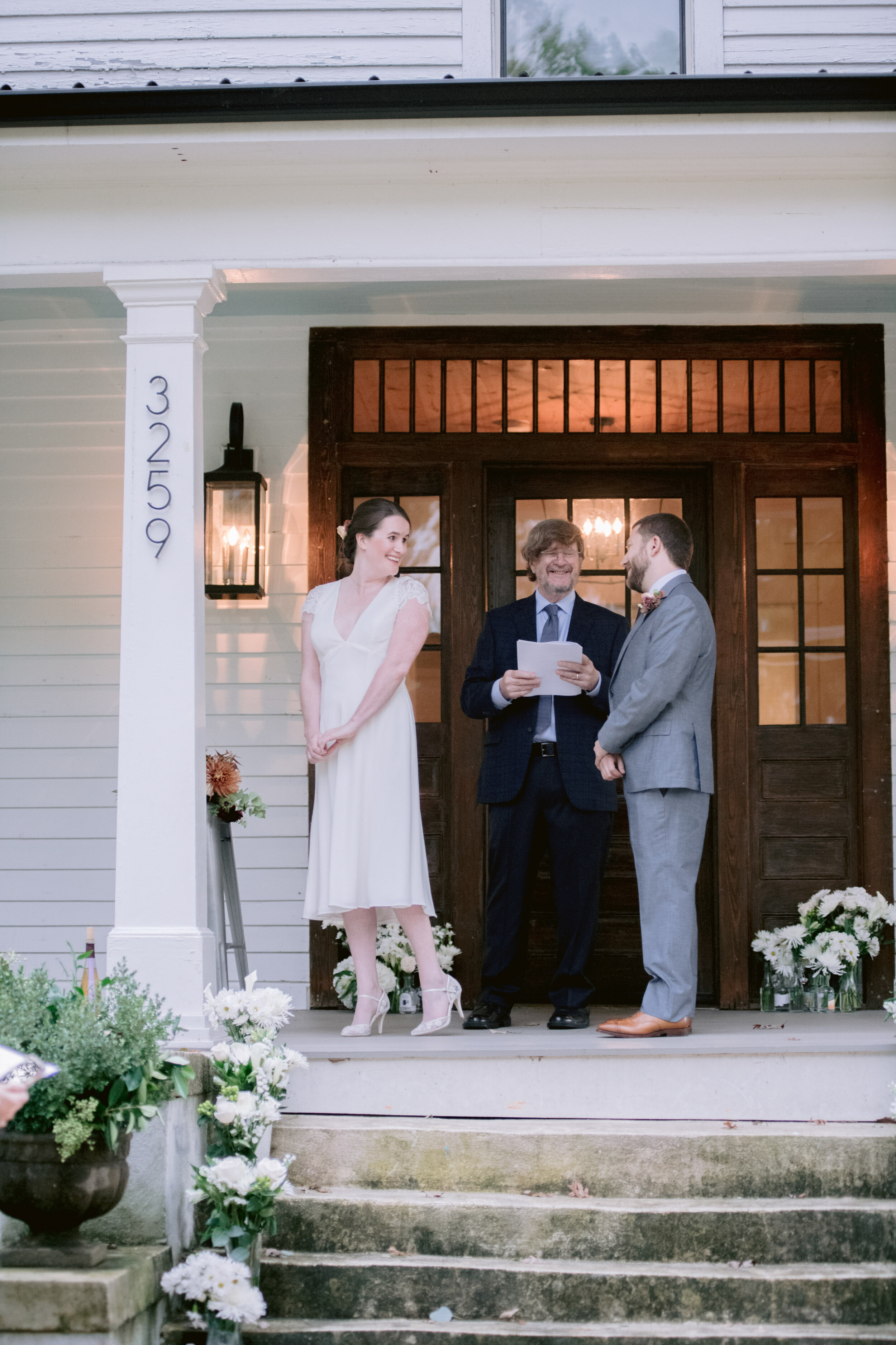 durhamelopementphotographer_durhamelopement_durhamweddingatairbnb-121.JPG