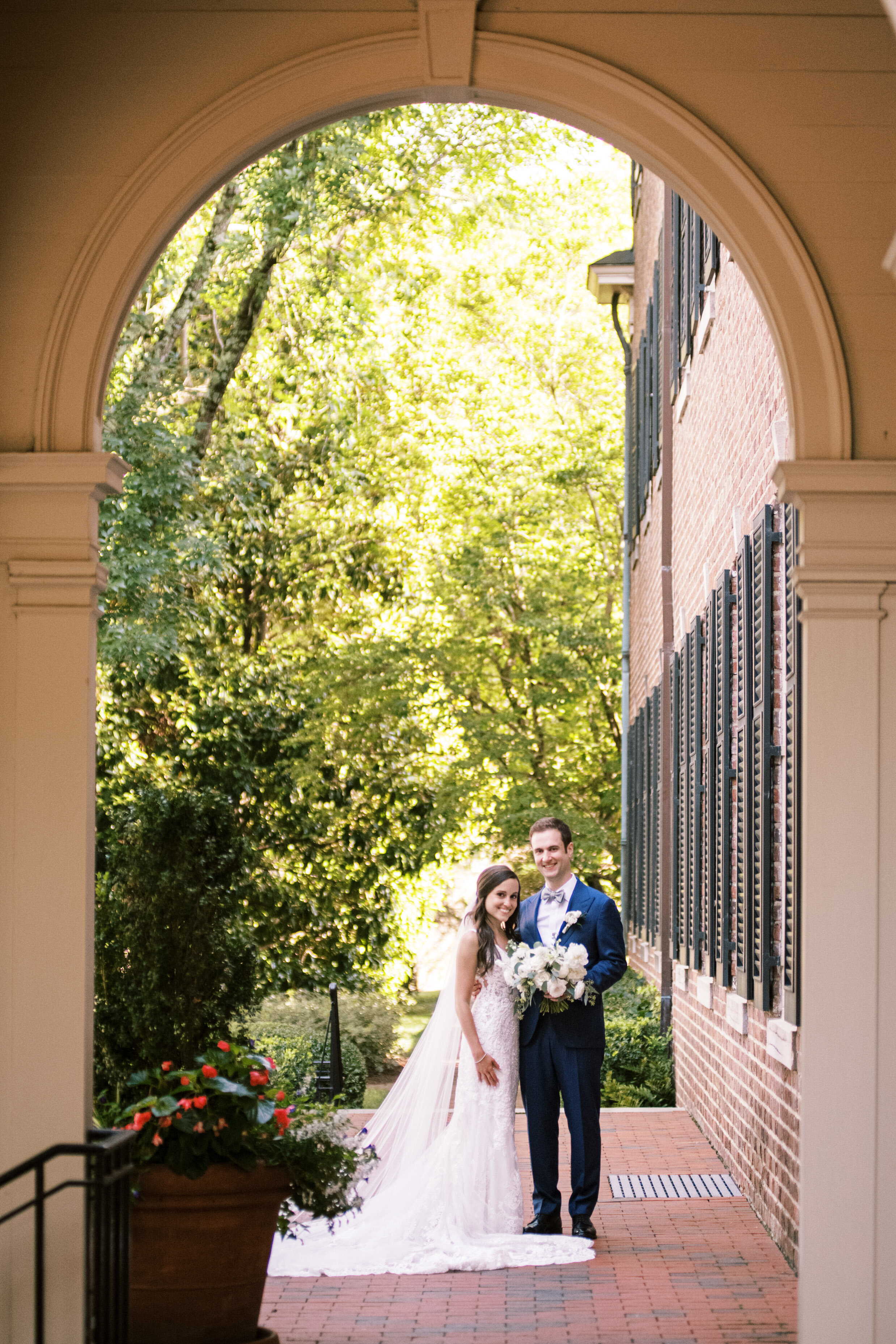 carolinainnwedding_chapelhillweddingphotographer_UNCwedding_carolinainnpreferredphotographer-591.jpg