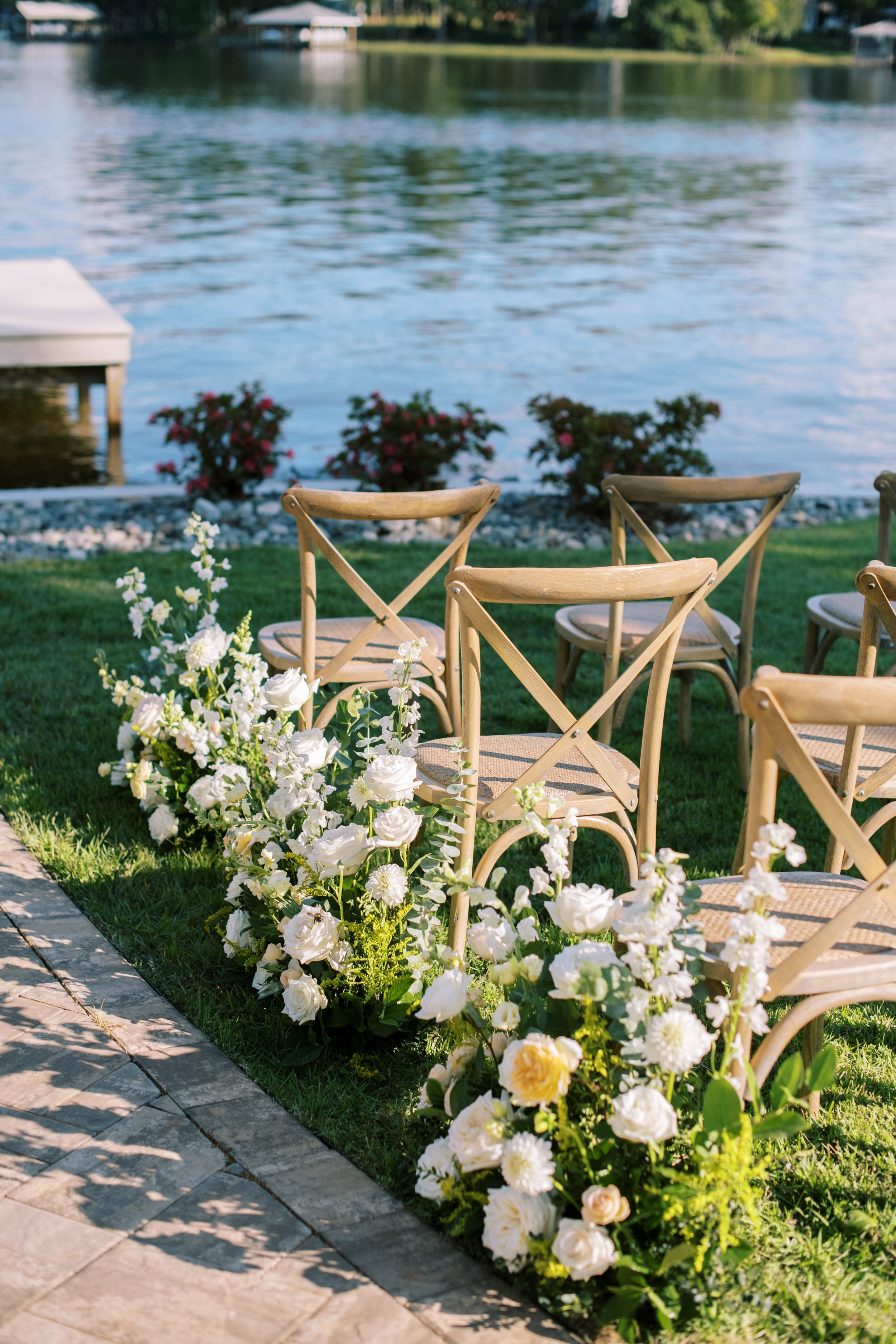 Ceremony Flowers and Decor Lake Gaston Wedding by NC Wedding Photographer Fancy This Photography 