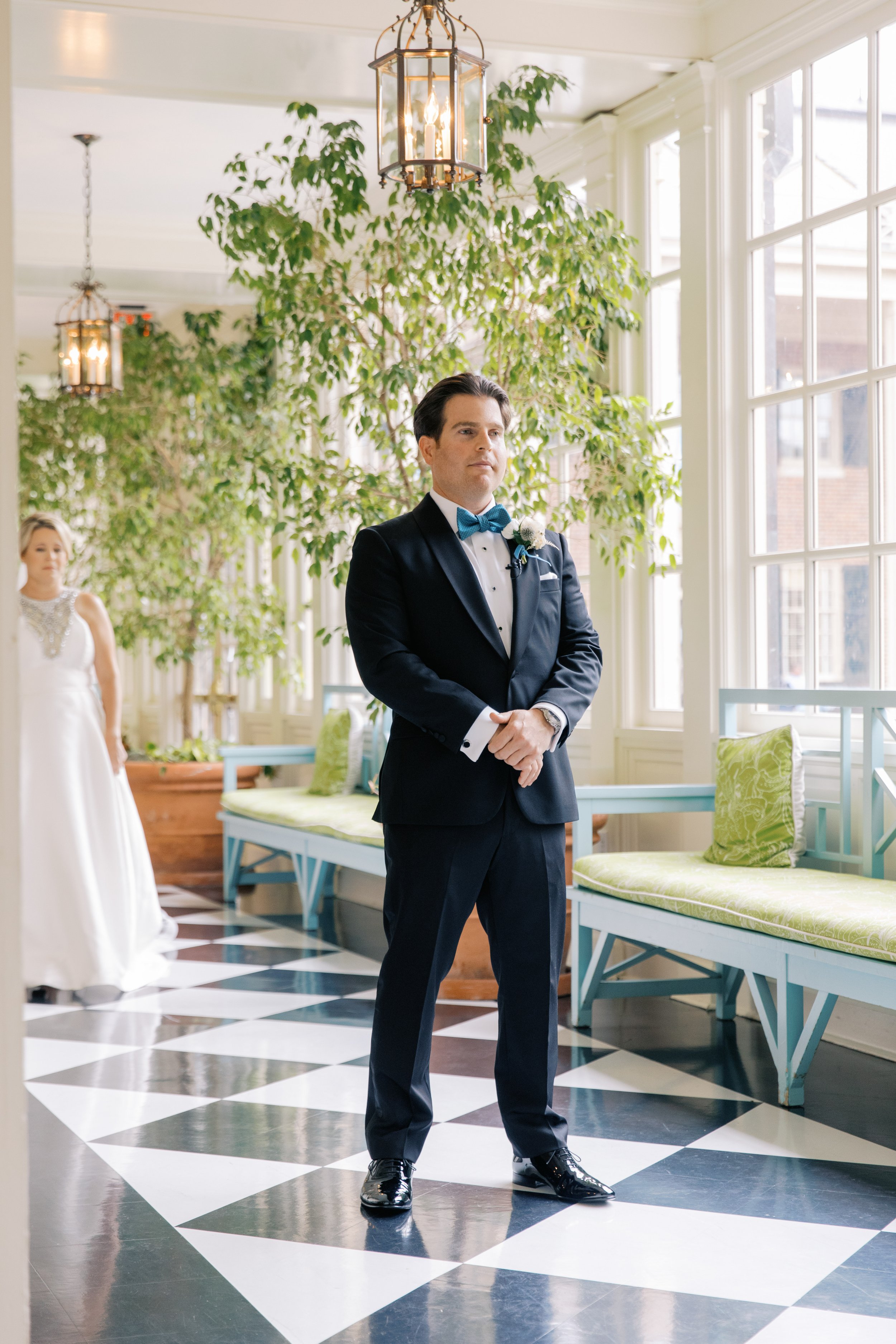 First Look The Carolina Inn Chapel Hill Wedding Fancy This Photography
