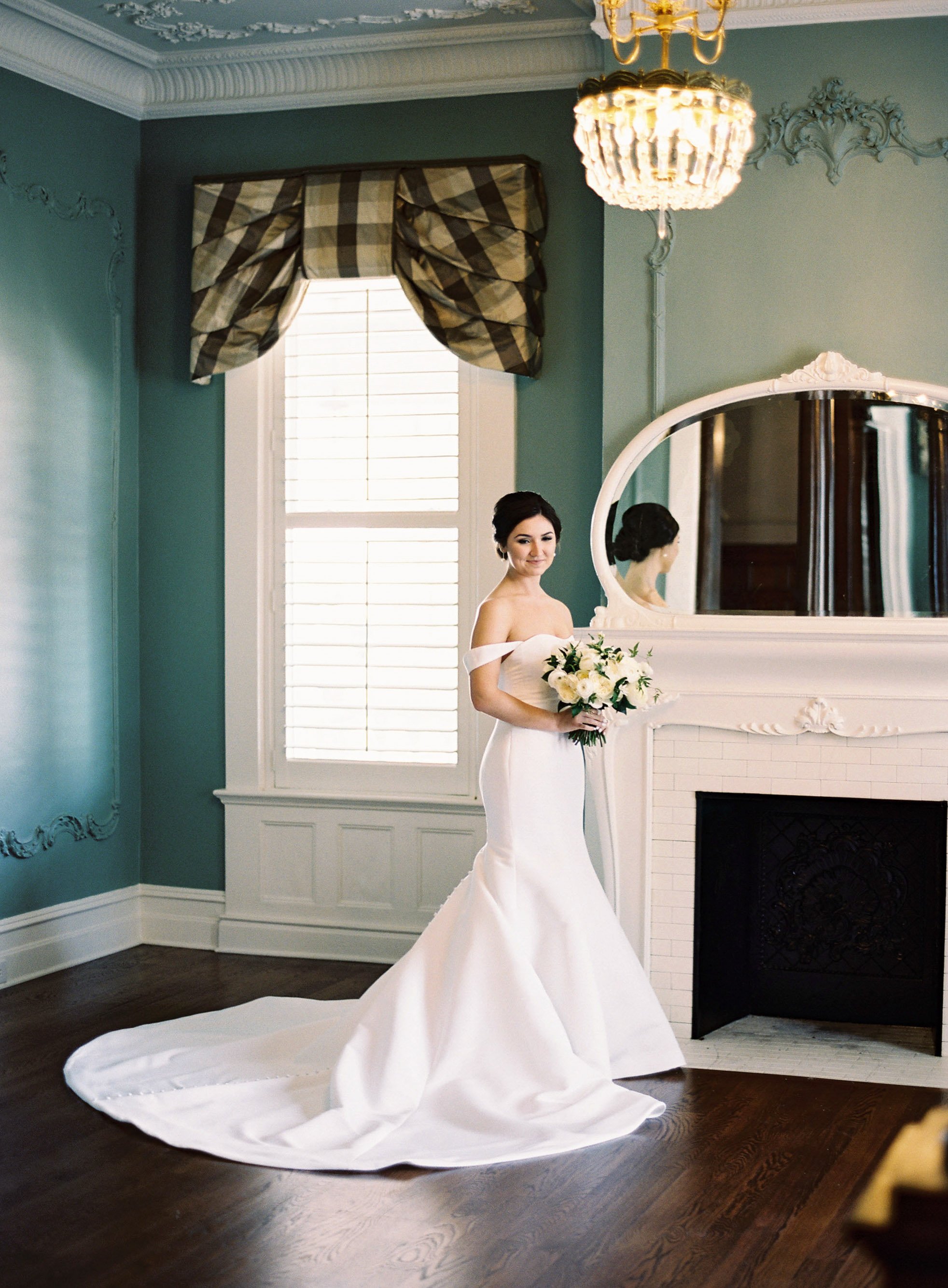 Vintage Bridal Portraits at River Forest Manor and Marina Fancy This Photography