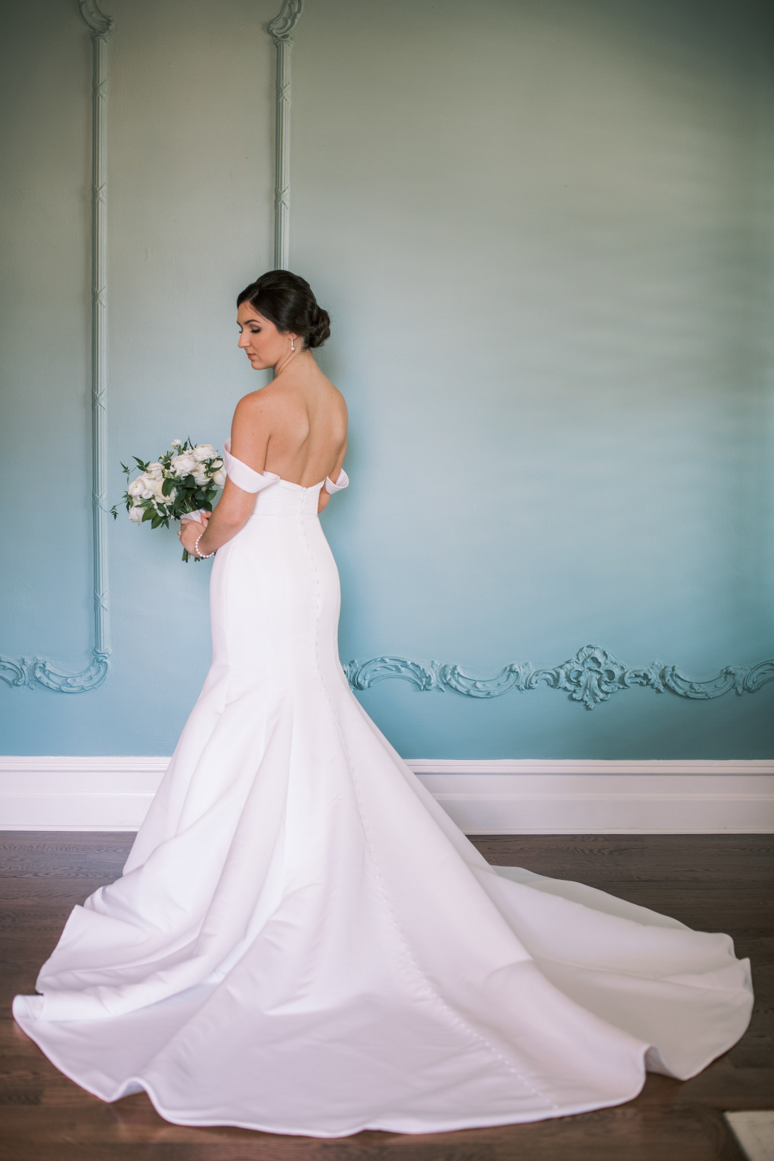 Elegant Bridal Portraits at River Forest Manor and Marina Fancy This Photography