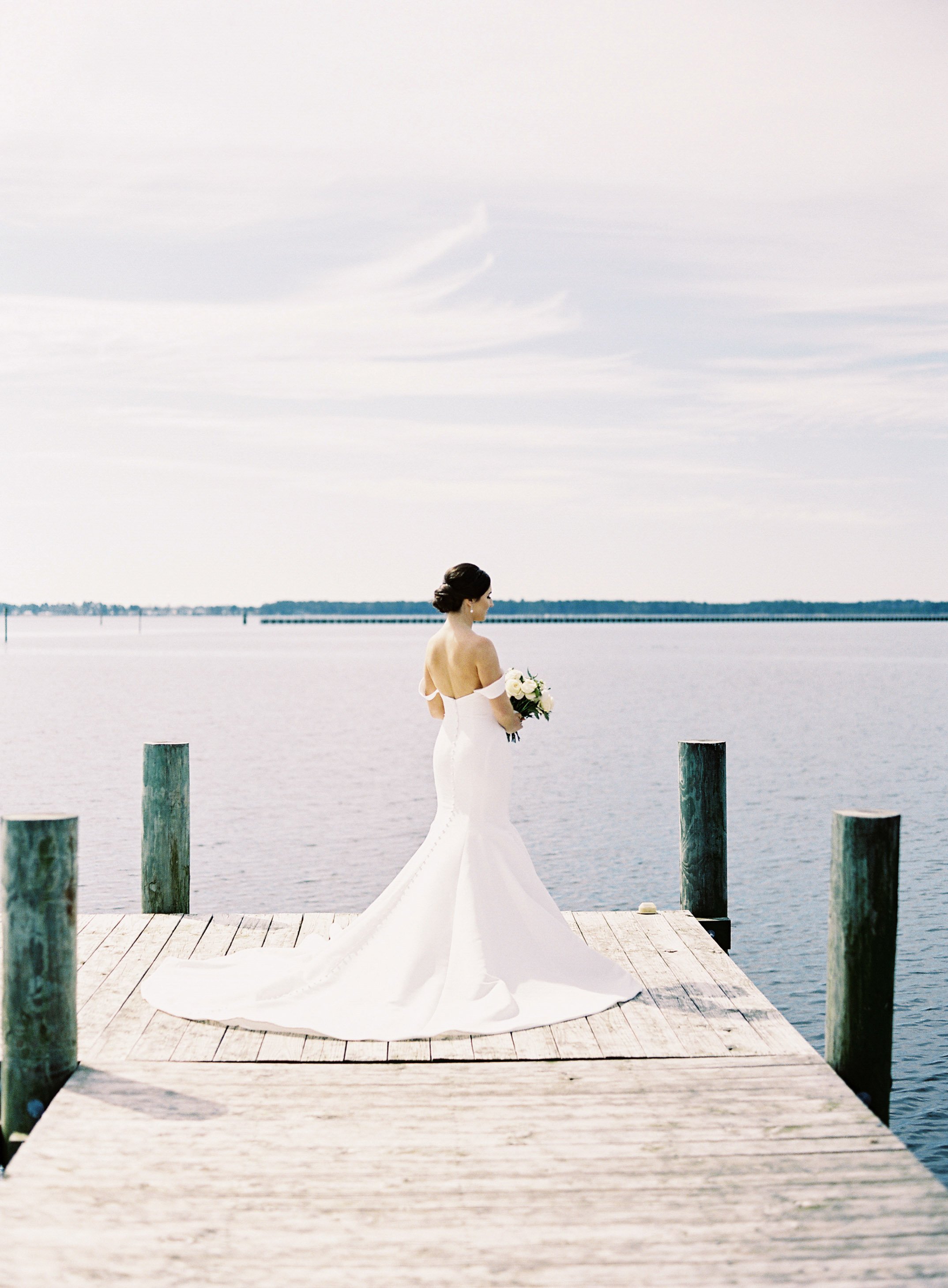 Dockside Bridal Portraits at River Forest Manor and Marina Fancy This Photography