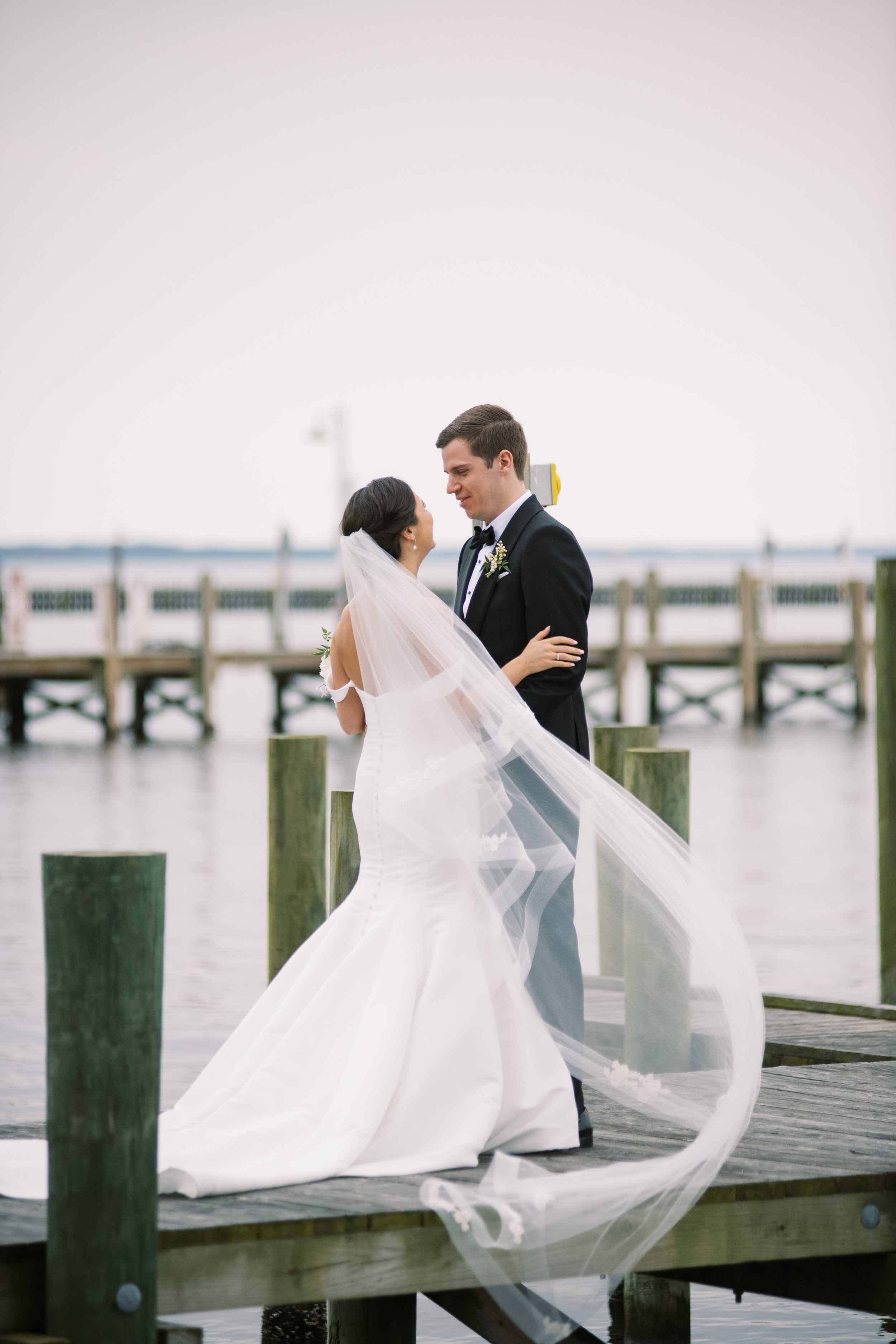 riverforestmanorandmarinawedding_newbernweddingphotographer-210.jpg