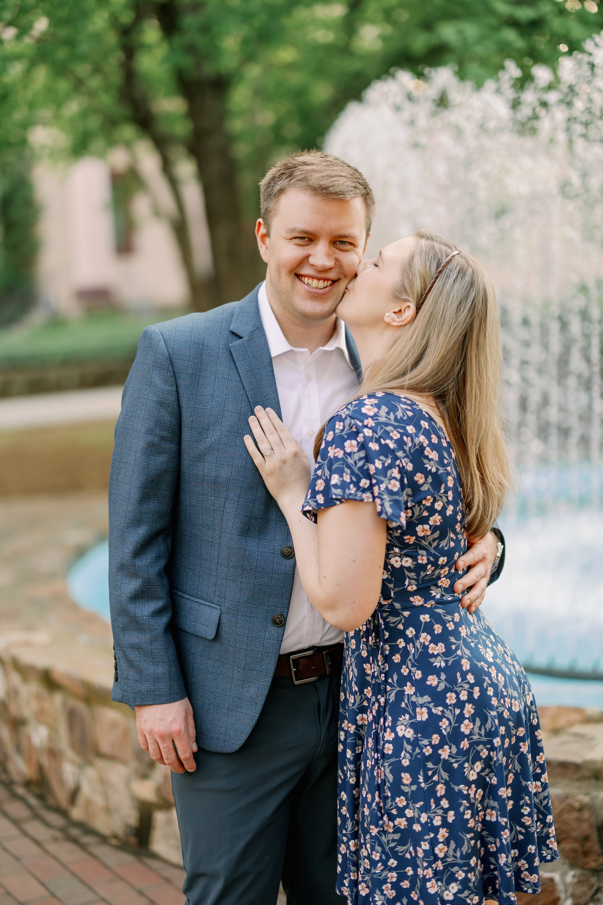 uncchapelhillengagementphotography_chapelhillengagementphotographer-127.jpg