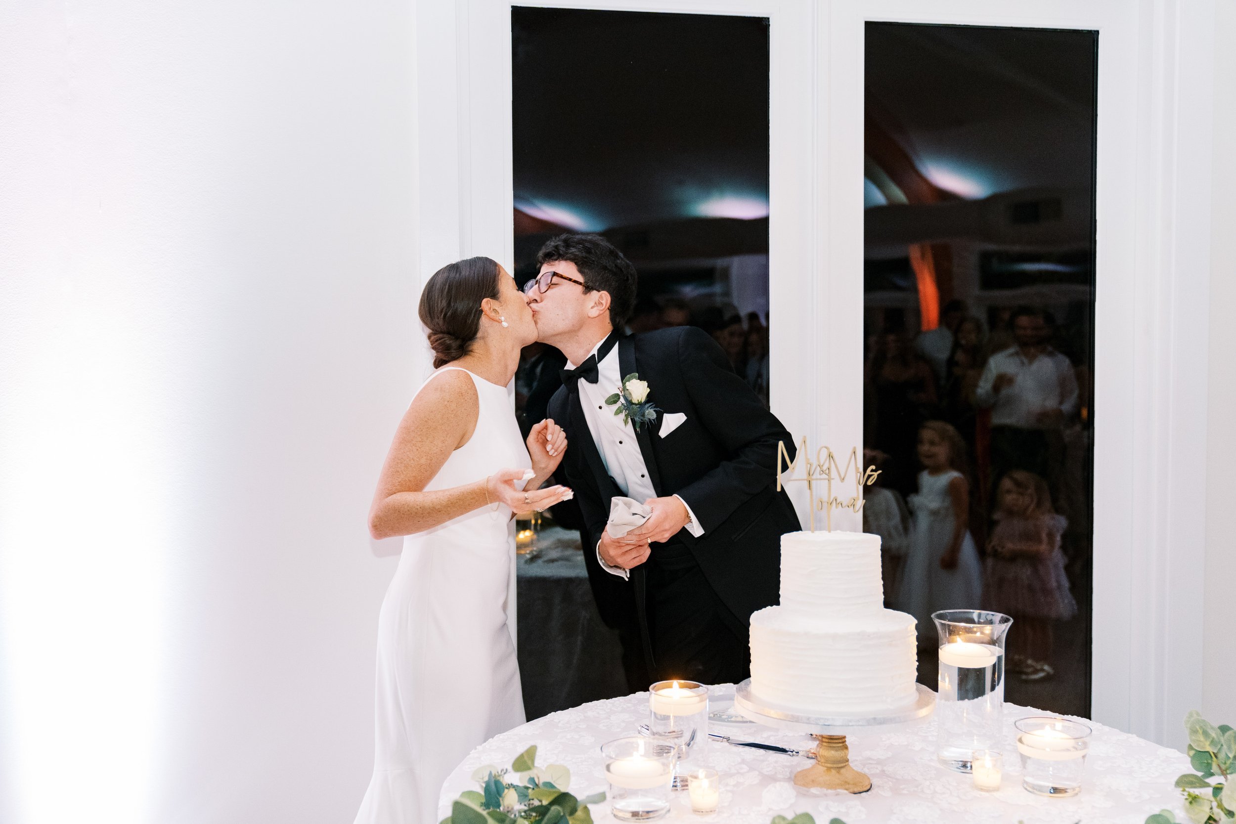 caryweddingvenue_theupchurchweddingvenue_caryweddingphotographer_raleighweddingphotographer-291.jpg