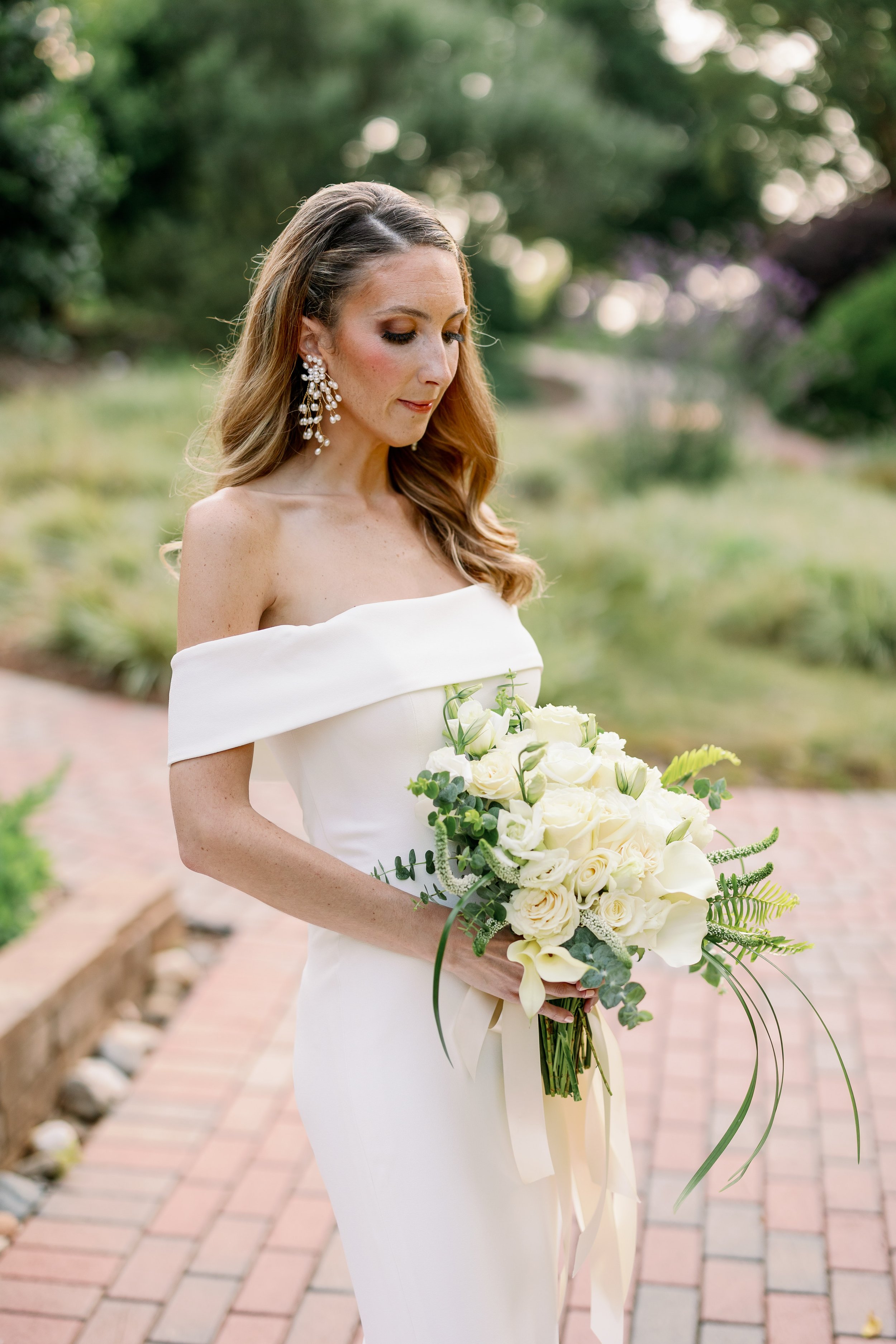 tanglewoodwinstonsalembridalportraits_winstonsalemweddingphotographer_fancythisphotography-4.jpg