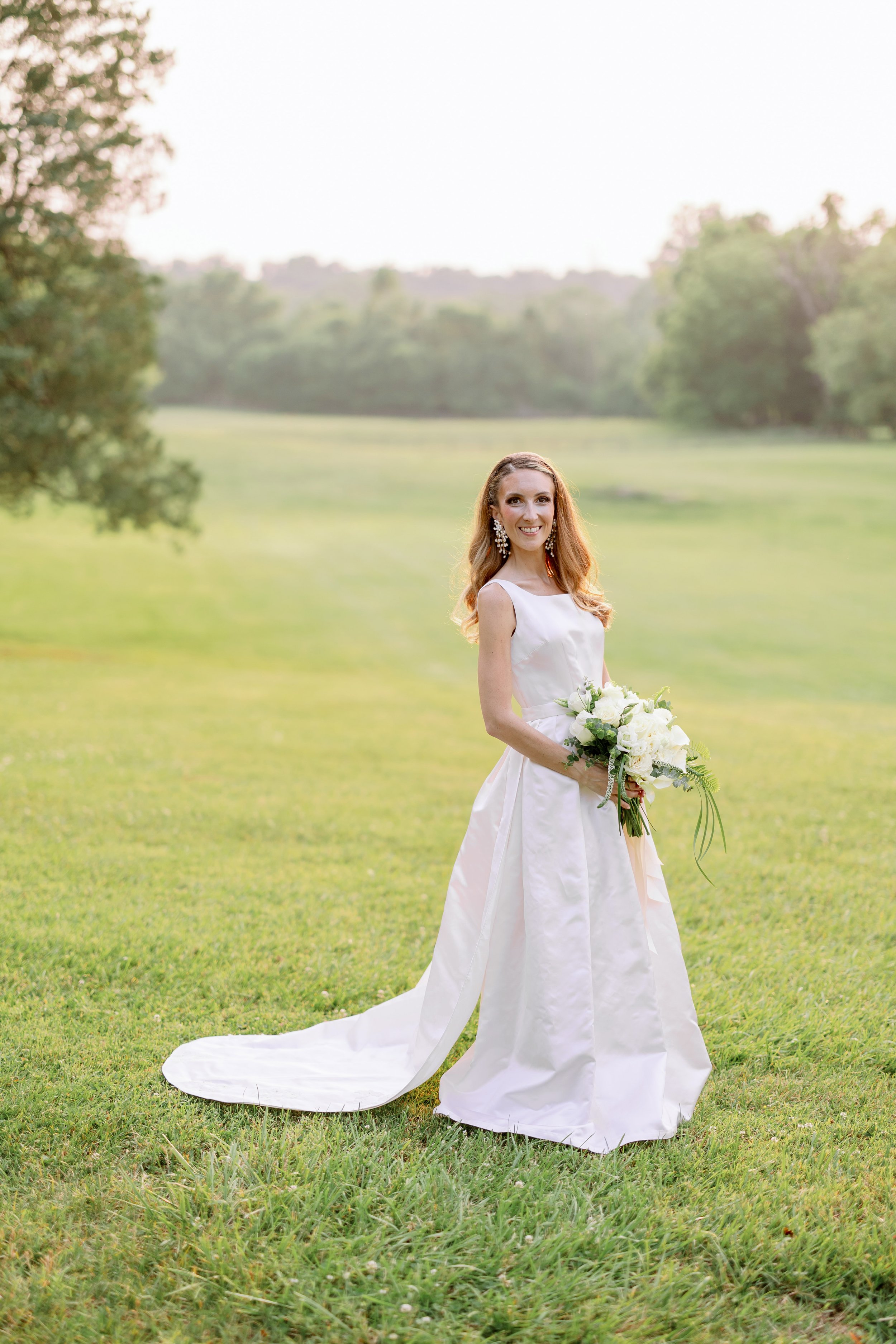 tanglewoodwinstonsalembridalportraits_winstonsalemweddingphotographer_fancythisphotography-84.jpg