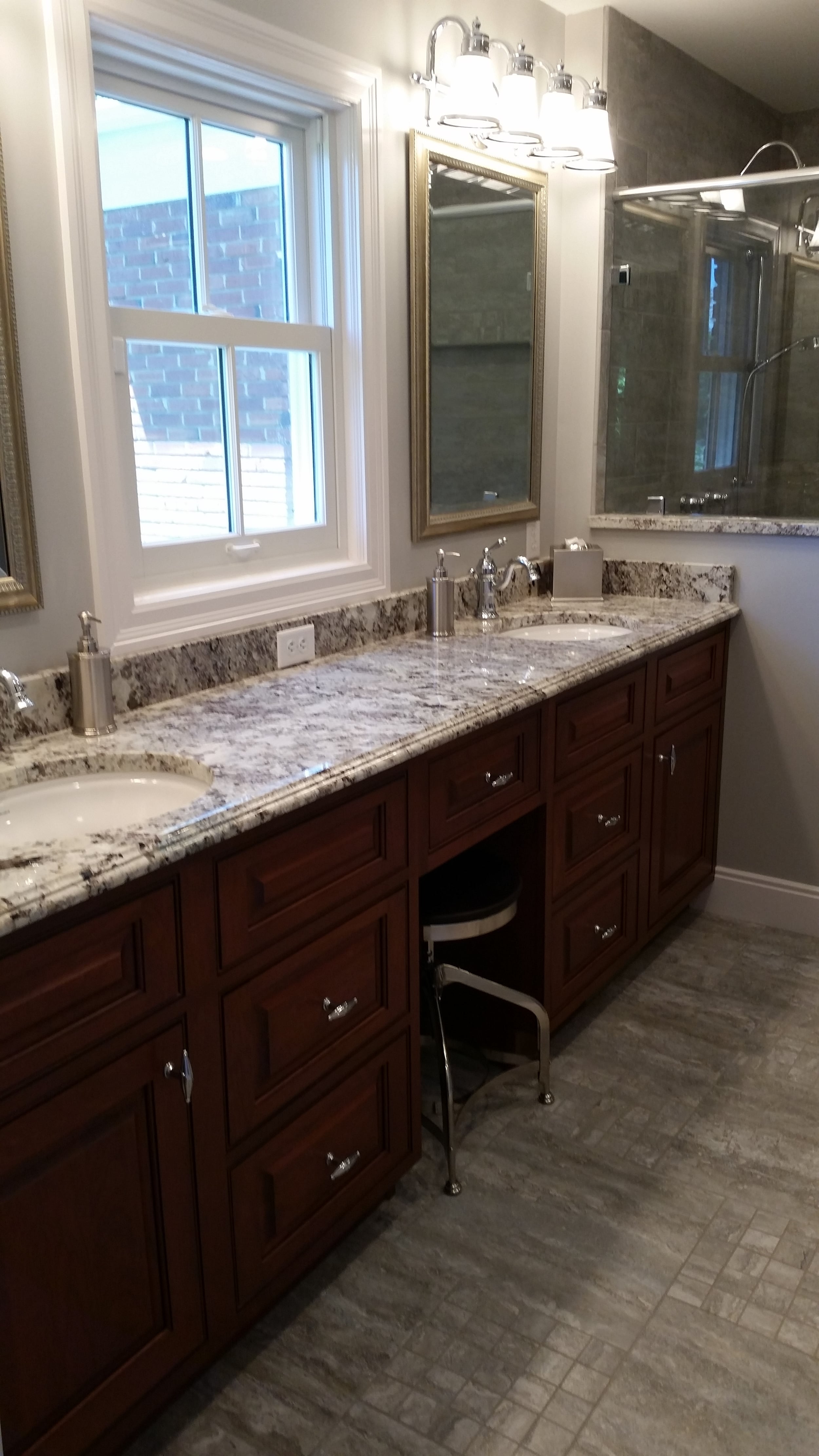 Nowlin Master Bath New Look.jpg