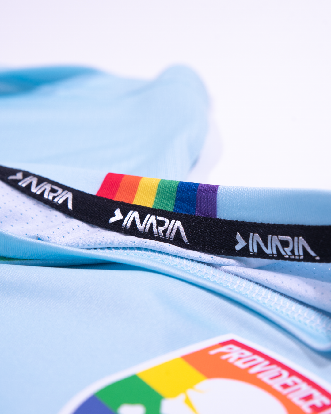 8CC95FB1-00CF-428E-AAFA-F971BBE817B0