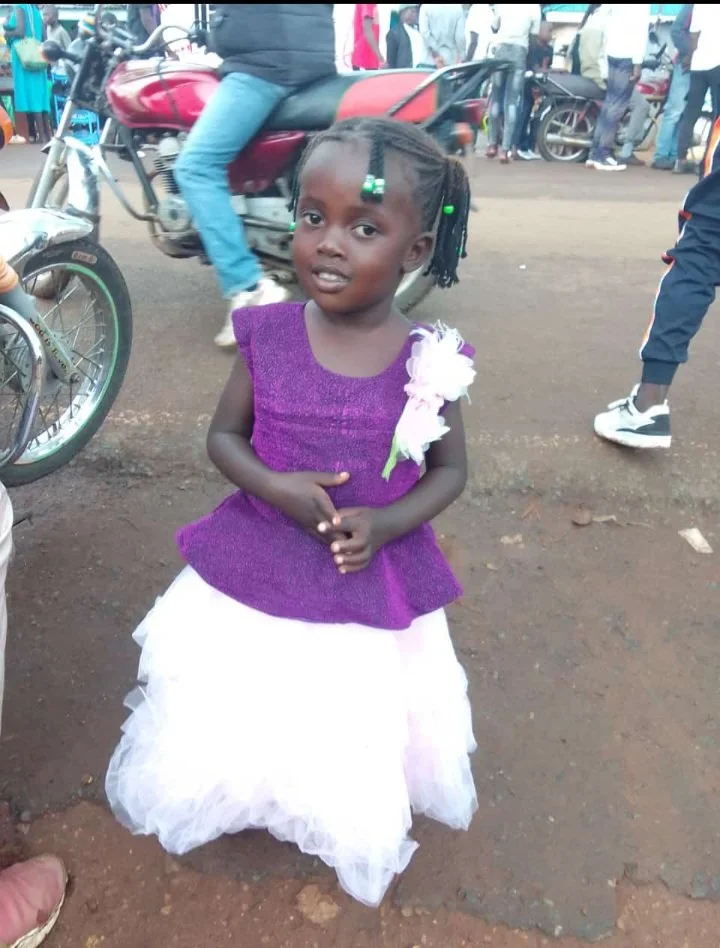 Tabitha's Daughter, Queen2.jpg