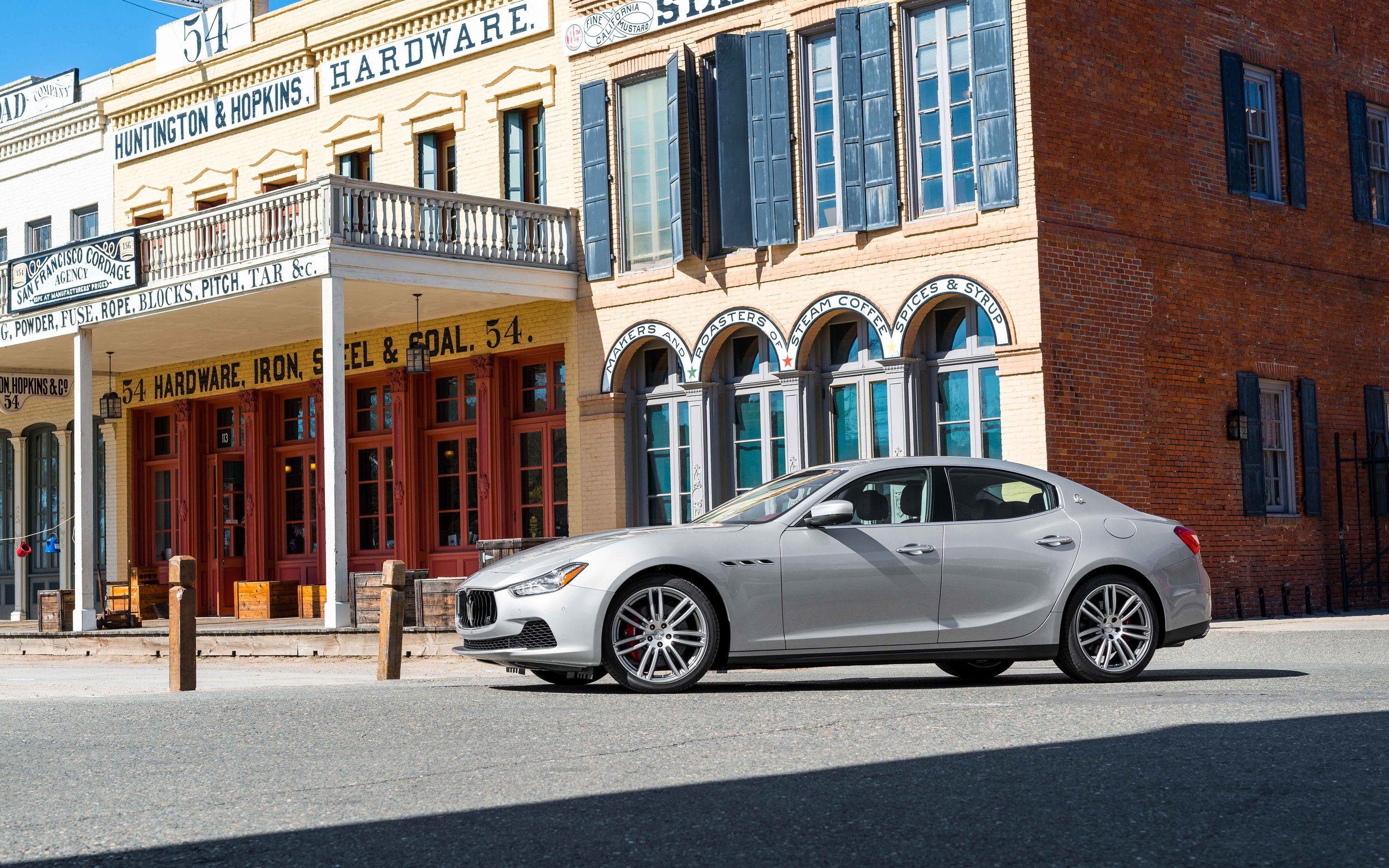 2017 Maserati Ghibli.jpg