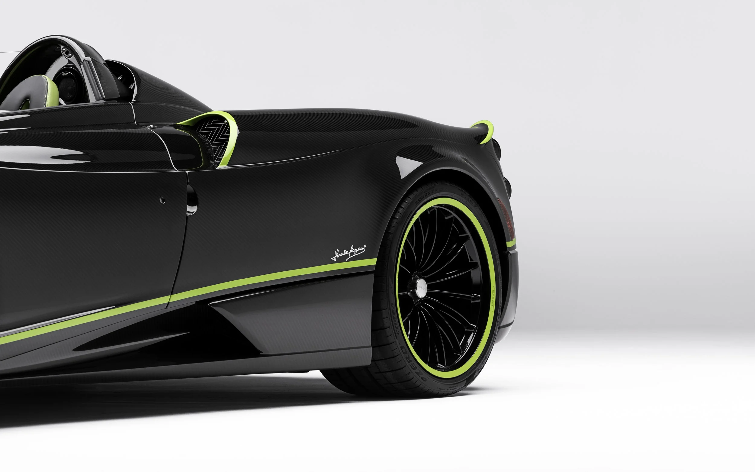 Pagani Huayra Roadster-3.jpg